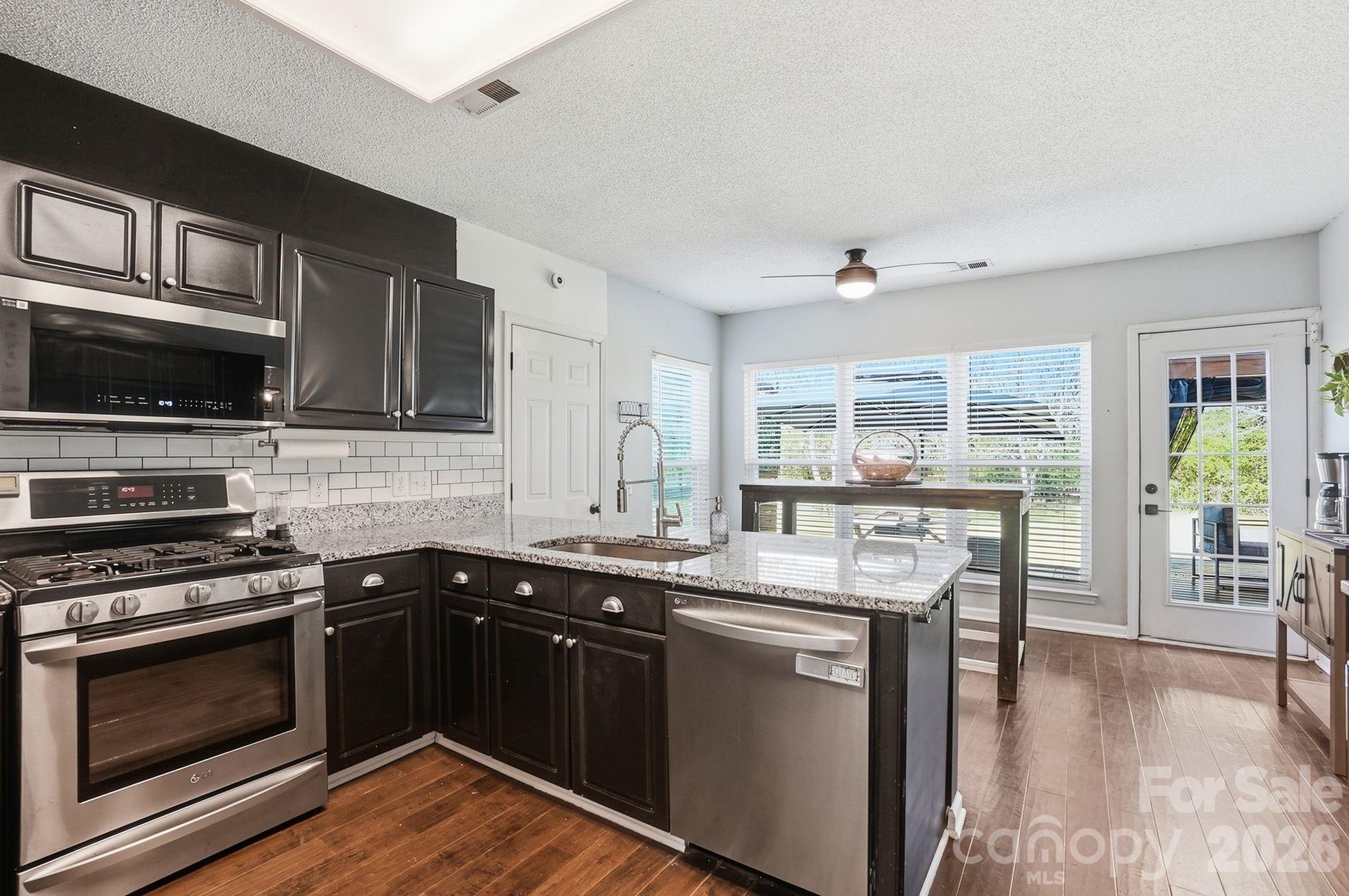 236 Aylesbury Lane — Indian Trail