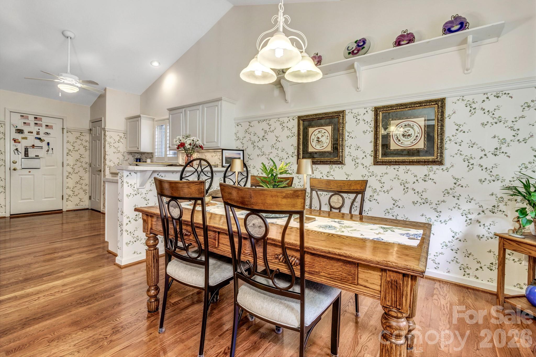 333 Charlestown Drive — Hendersonville