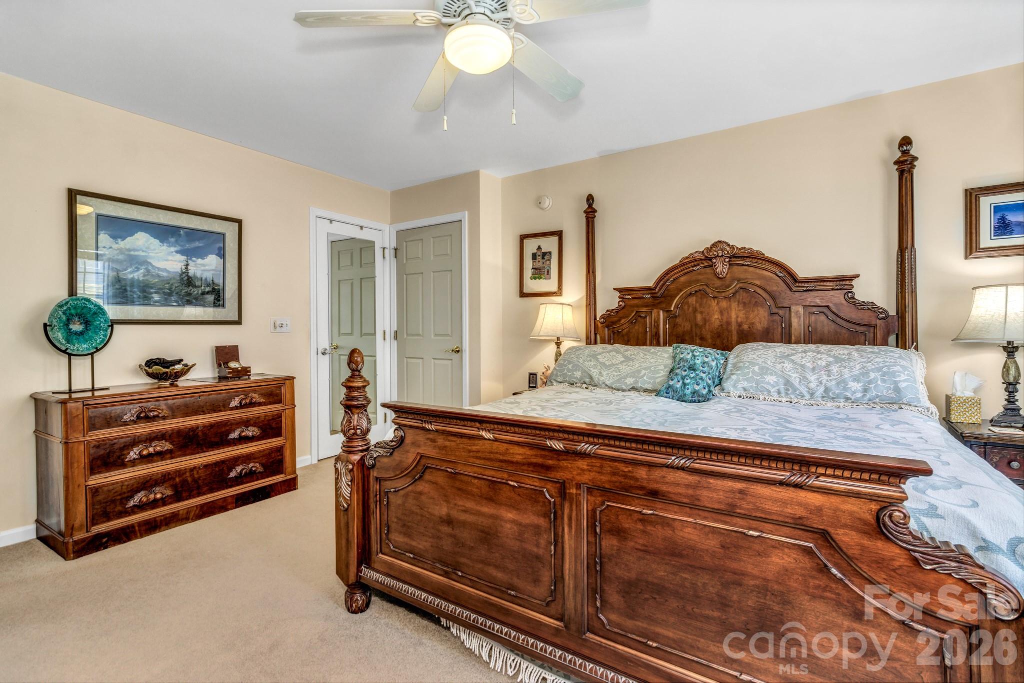 333 Charlestown Drive — Hendersonville