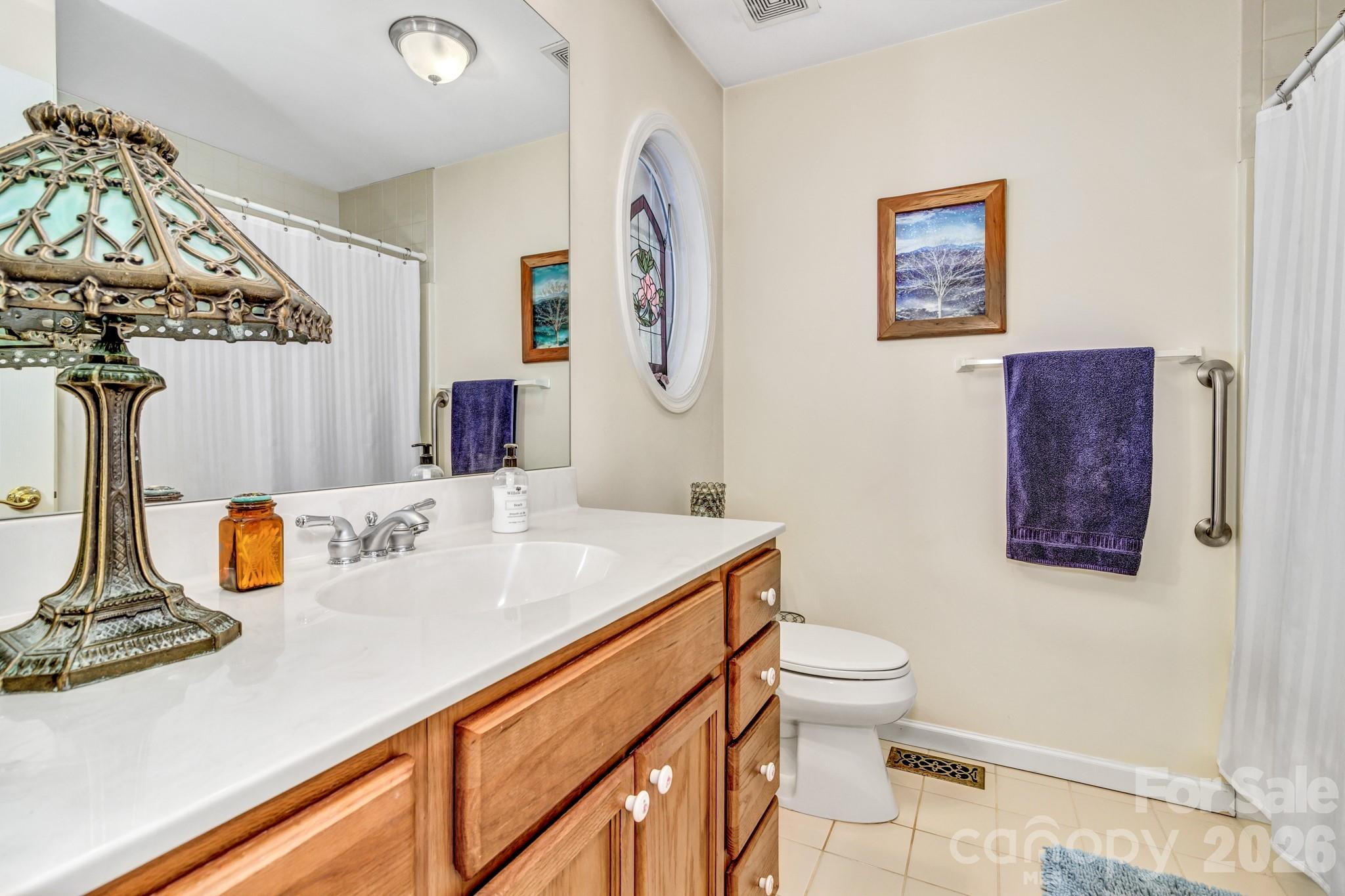 333 Charlestown Drive — Hendersonville
