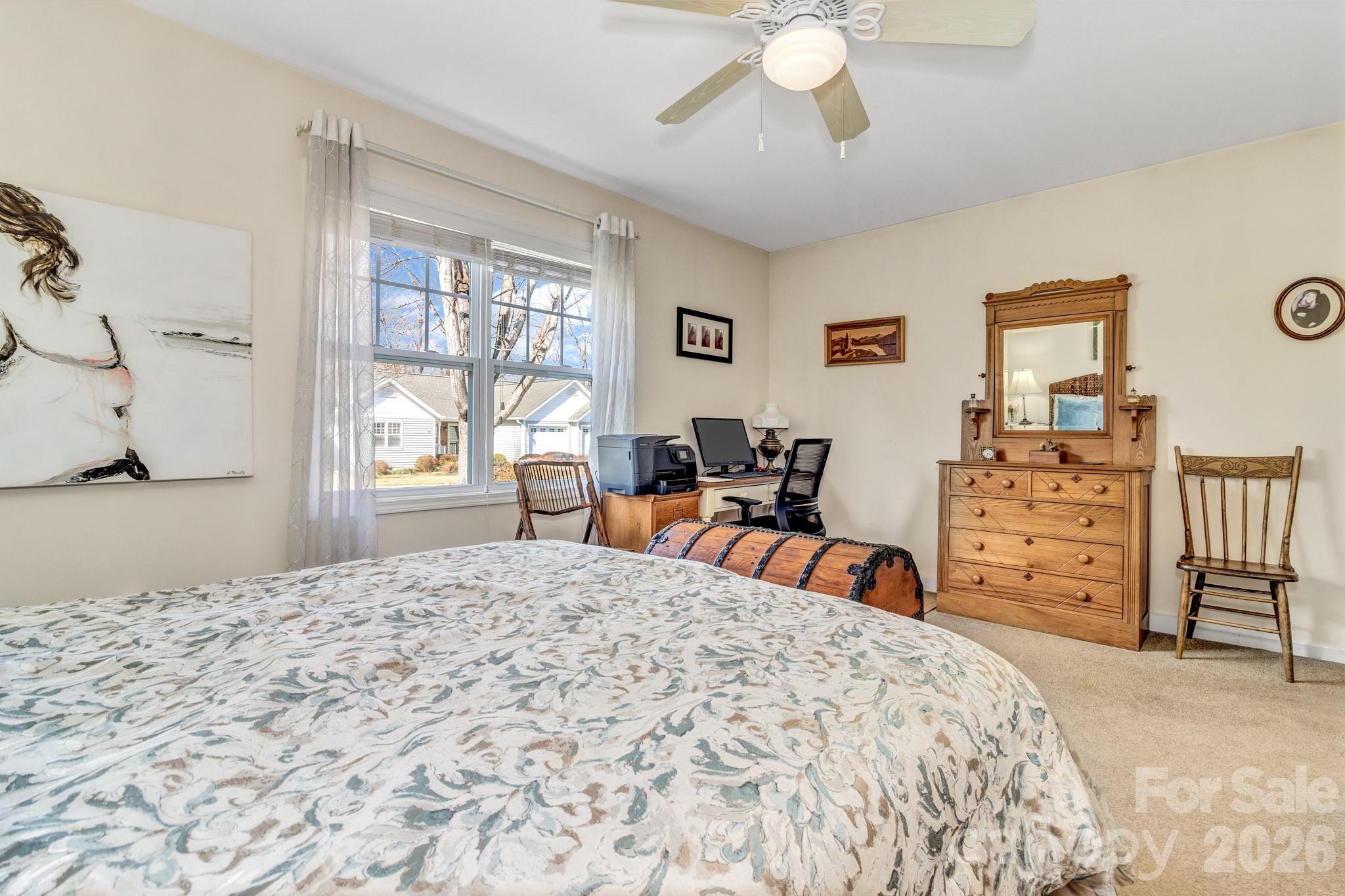333 Charlestown Drive — Hendersonville