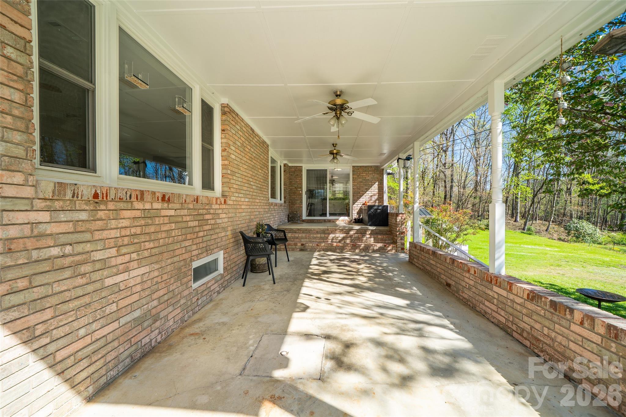 913 Dorothy Street — Hendersonville