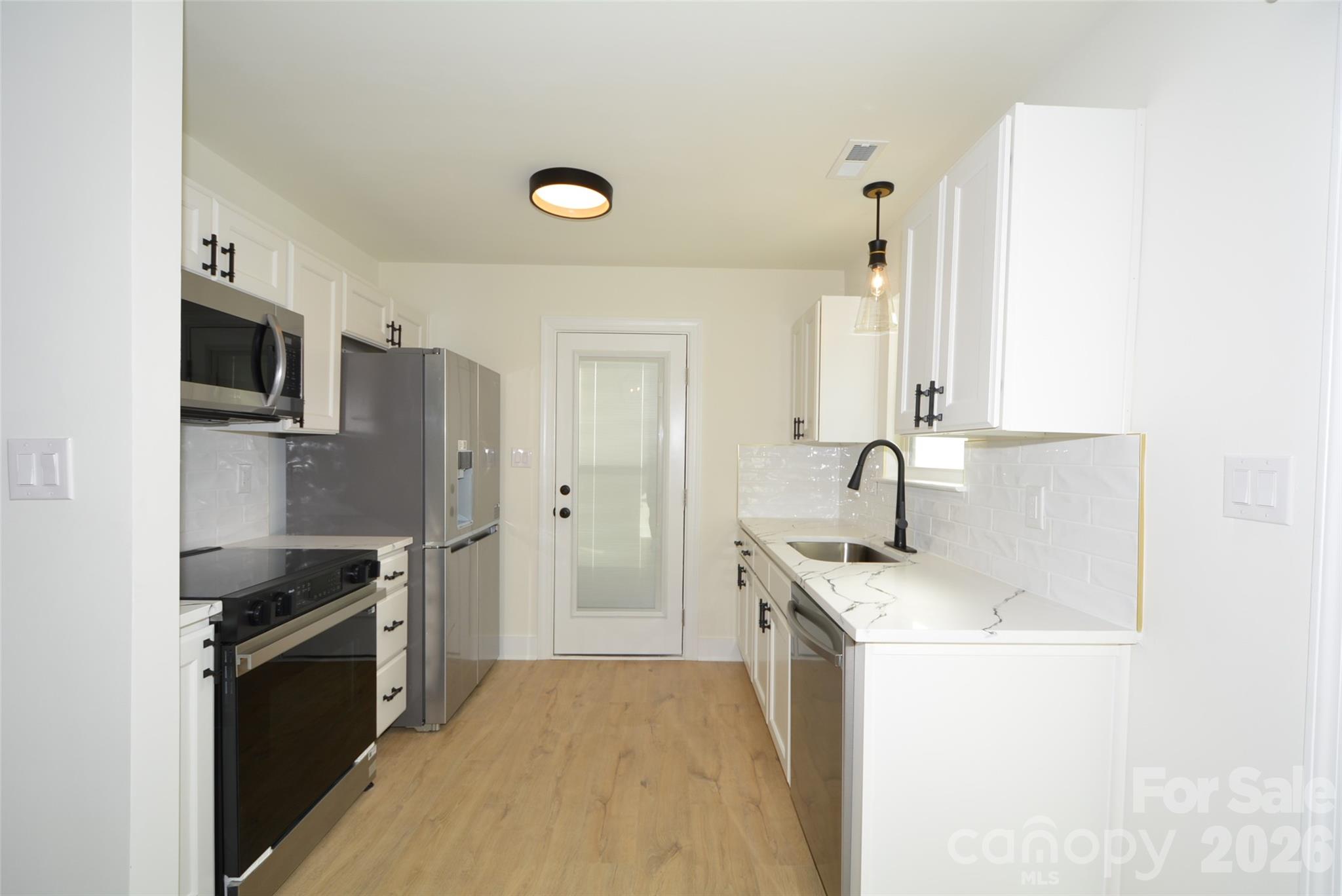 6607 Sullins Road — Charlotte