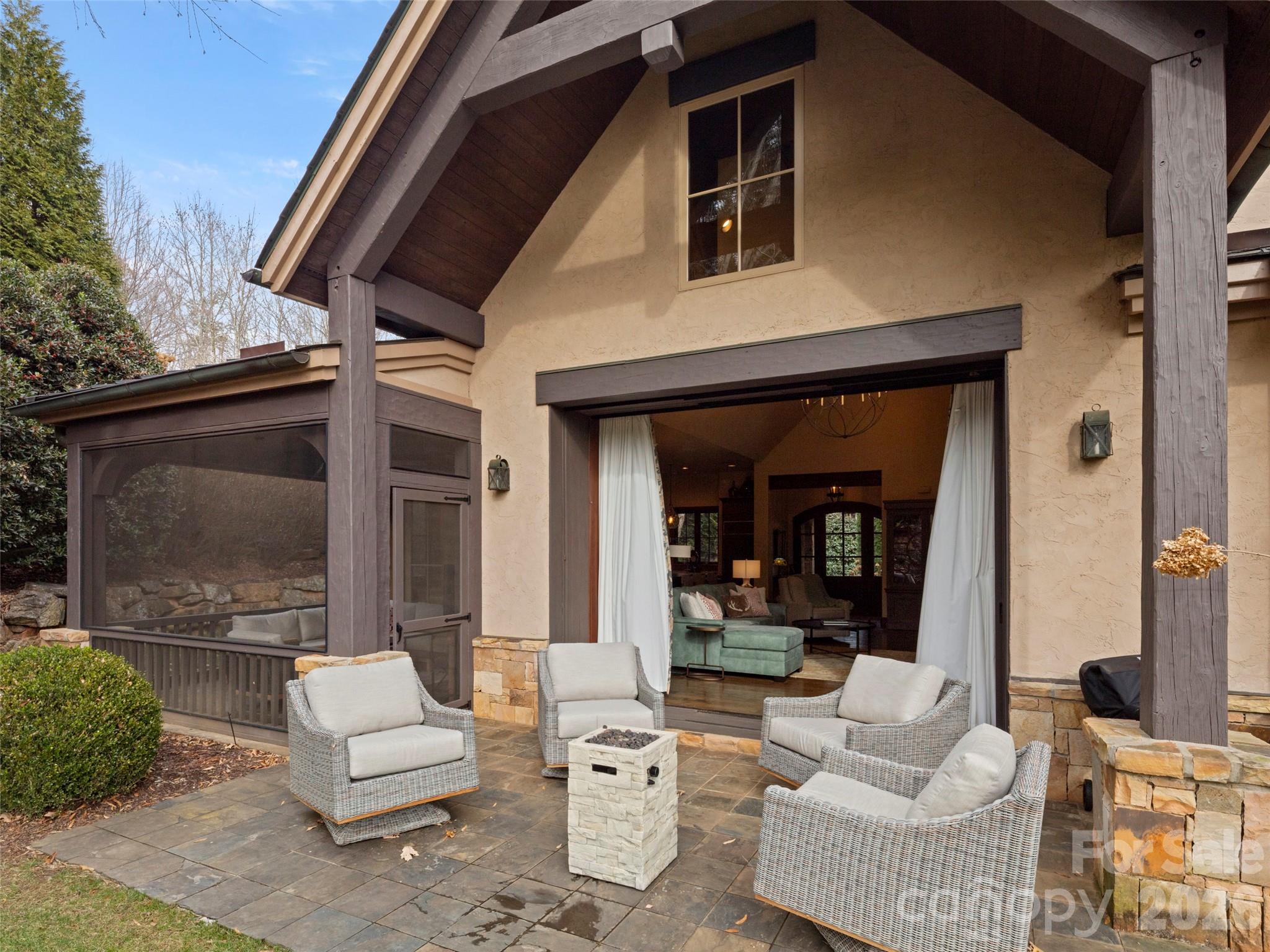 575 Walnut Valley Parkway — Arden
