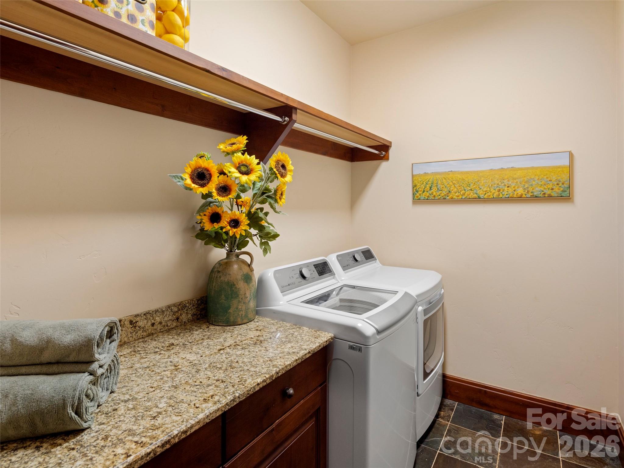 575 Walnut Valley Parkway — Arden