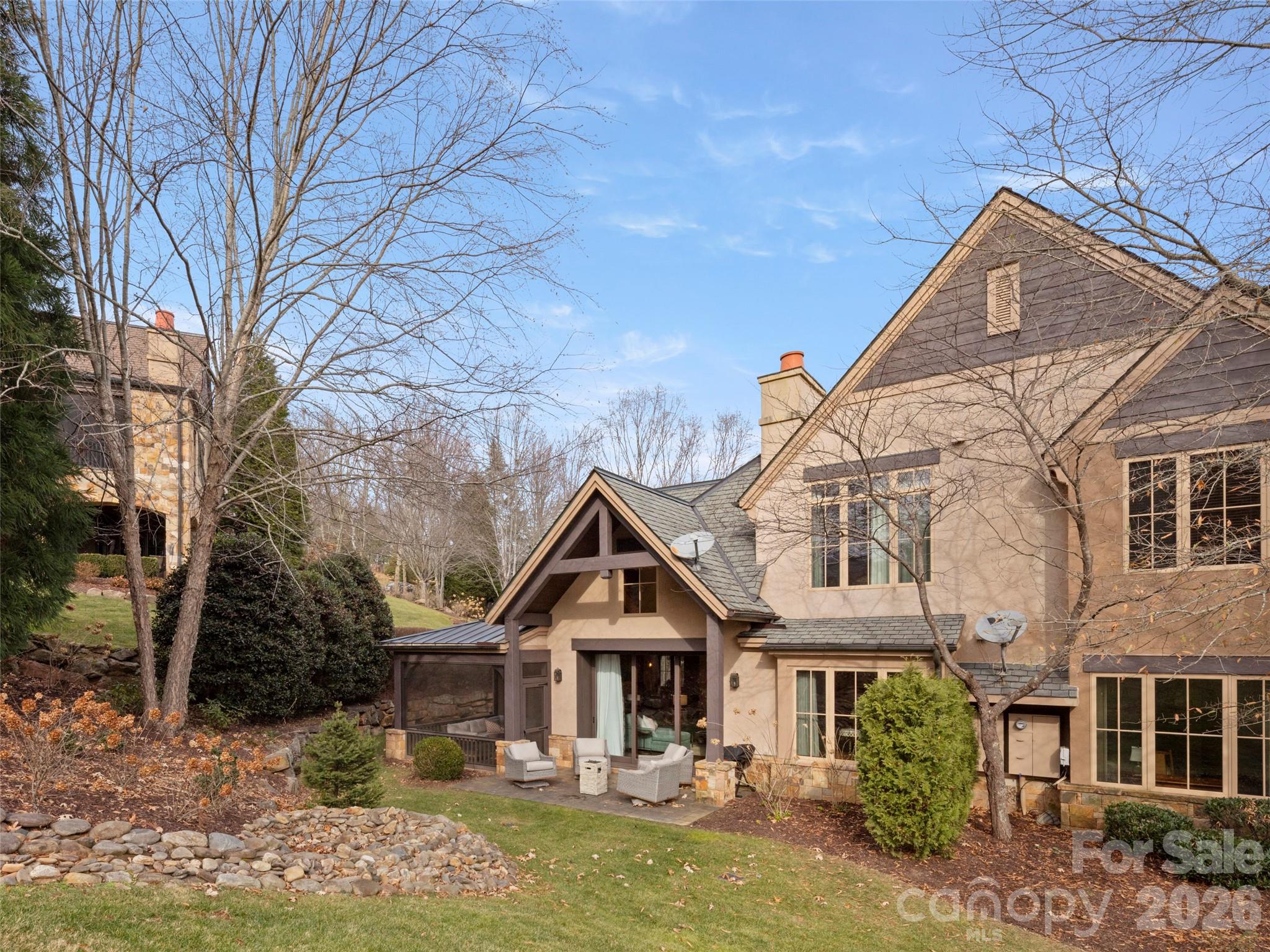 575 Walnut Valley Parkway — Arden