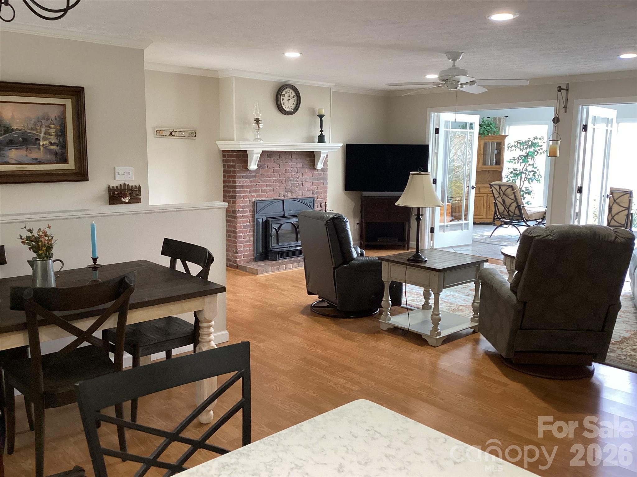 31 Rhododendron Road — Black Mountain