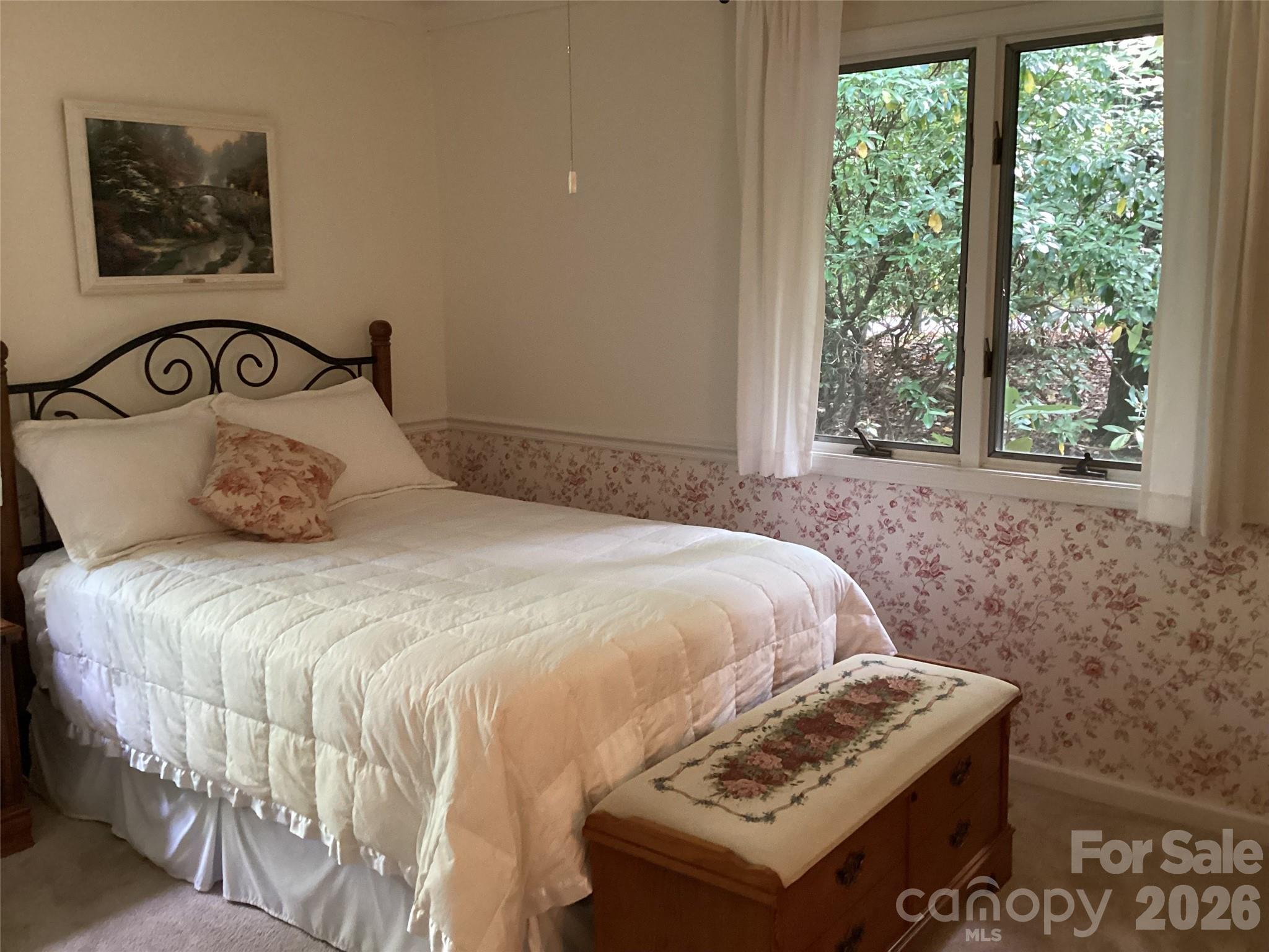 31 Rhododendron Road — Black Mountain