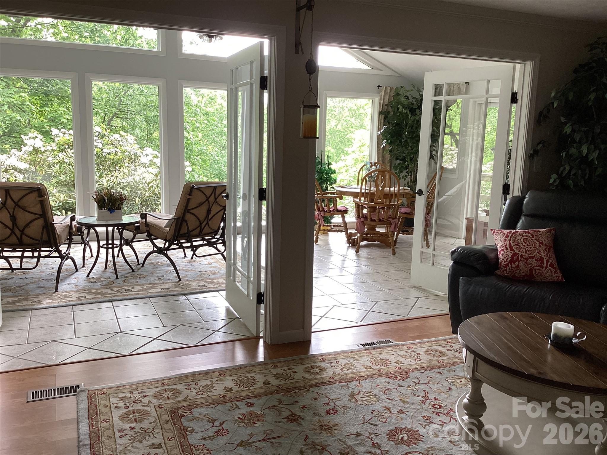 31 Rhododendron Road — Black Mountain