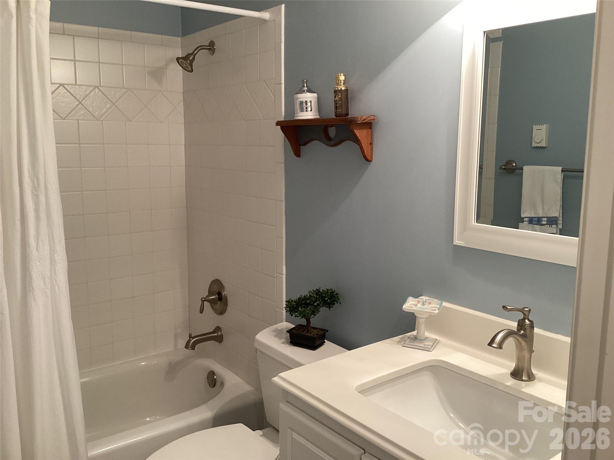 31 Rhododendron Road — Black Mountain
