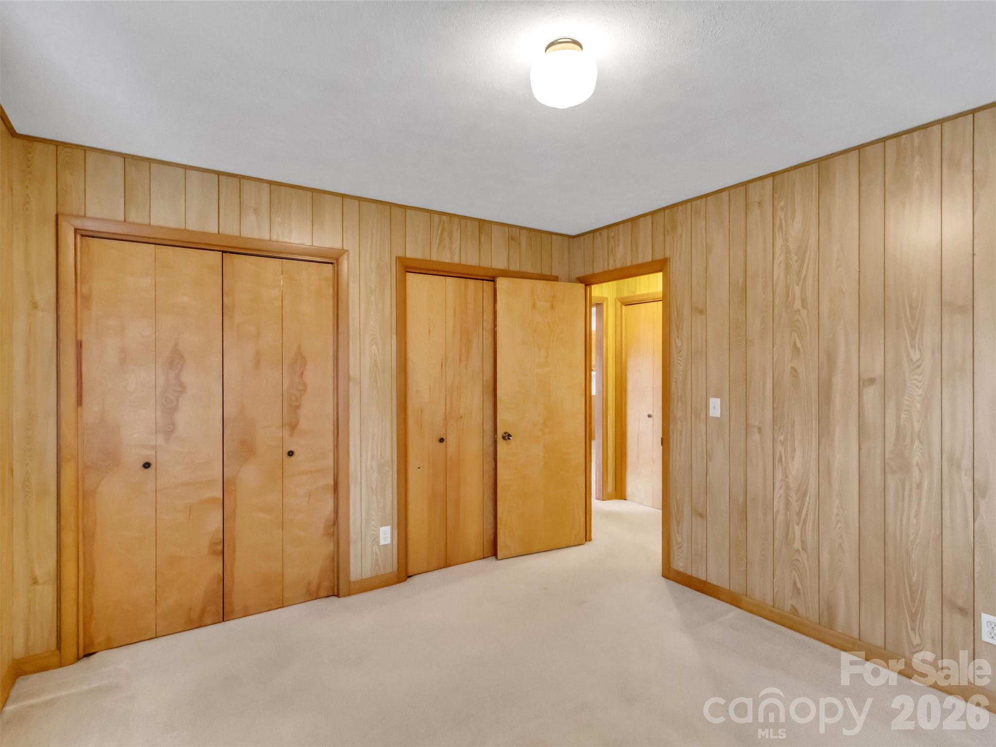 122 Vinewood Drive — Waynesville