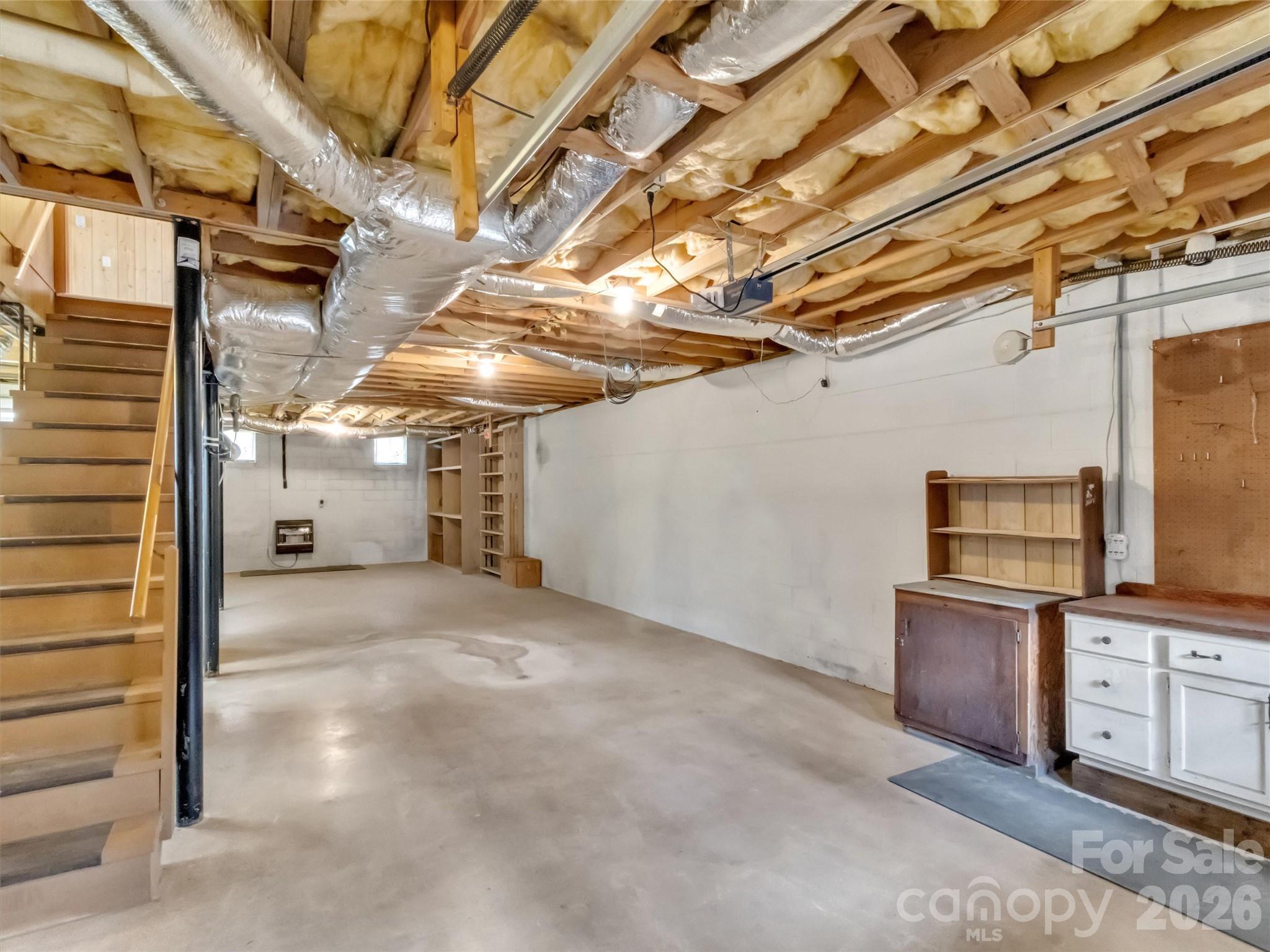 122 Vinewood Drive — Waynesville