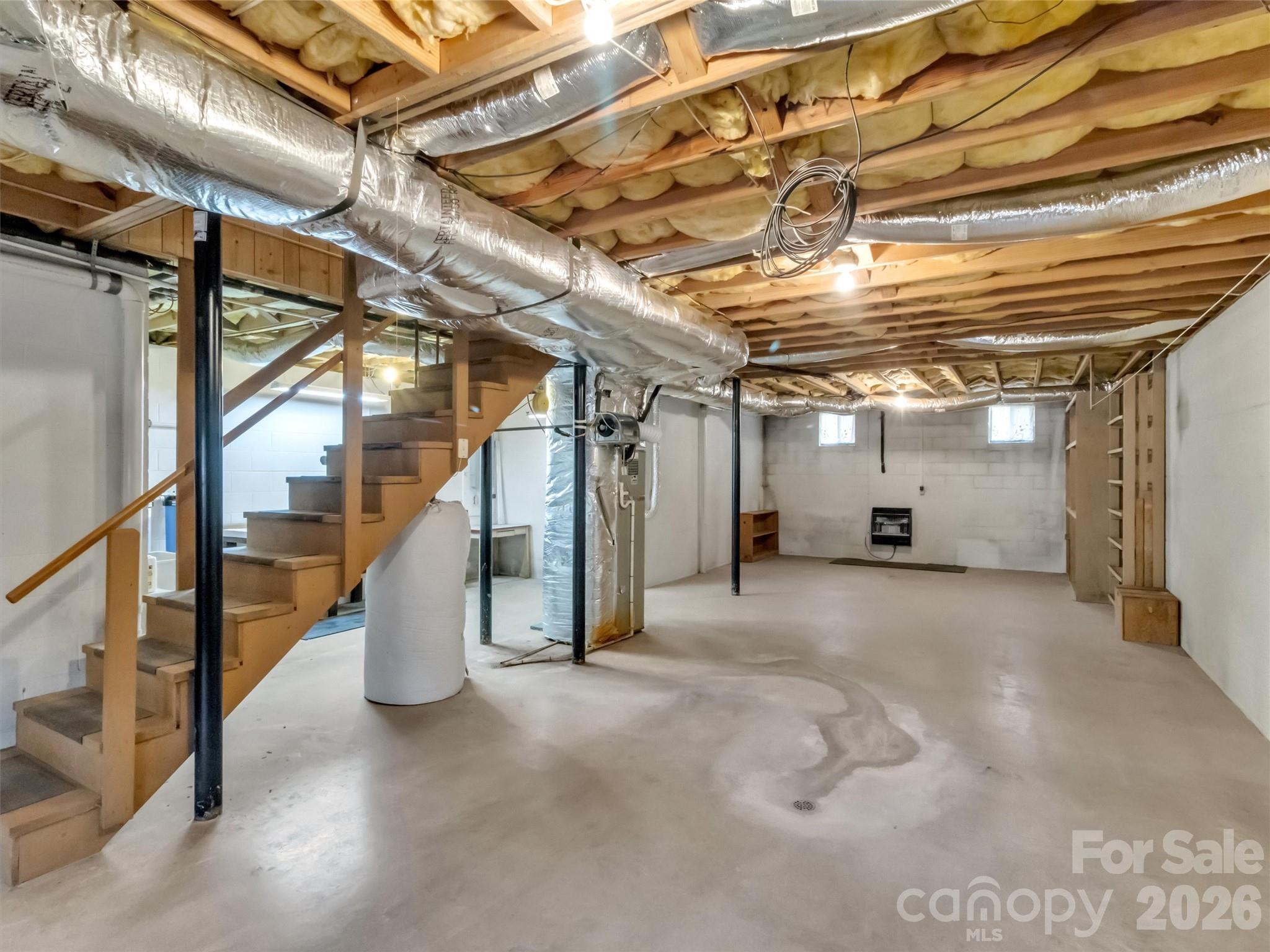 122 Vinewood Drive — Waynesville