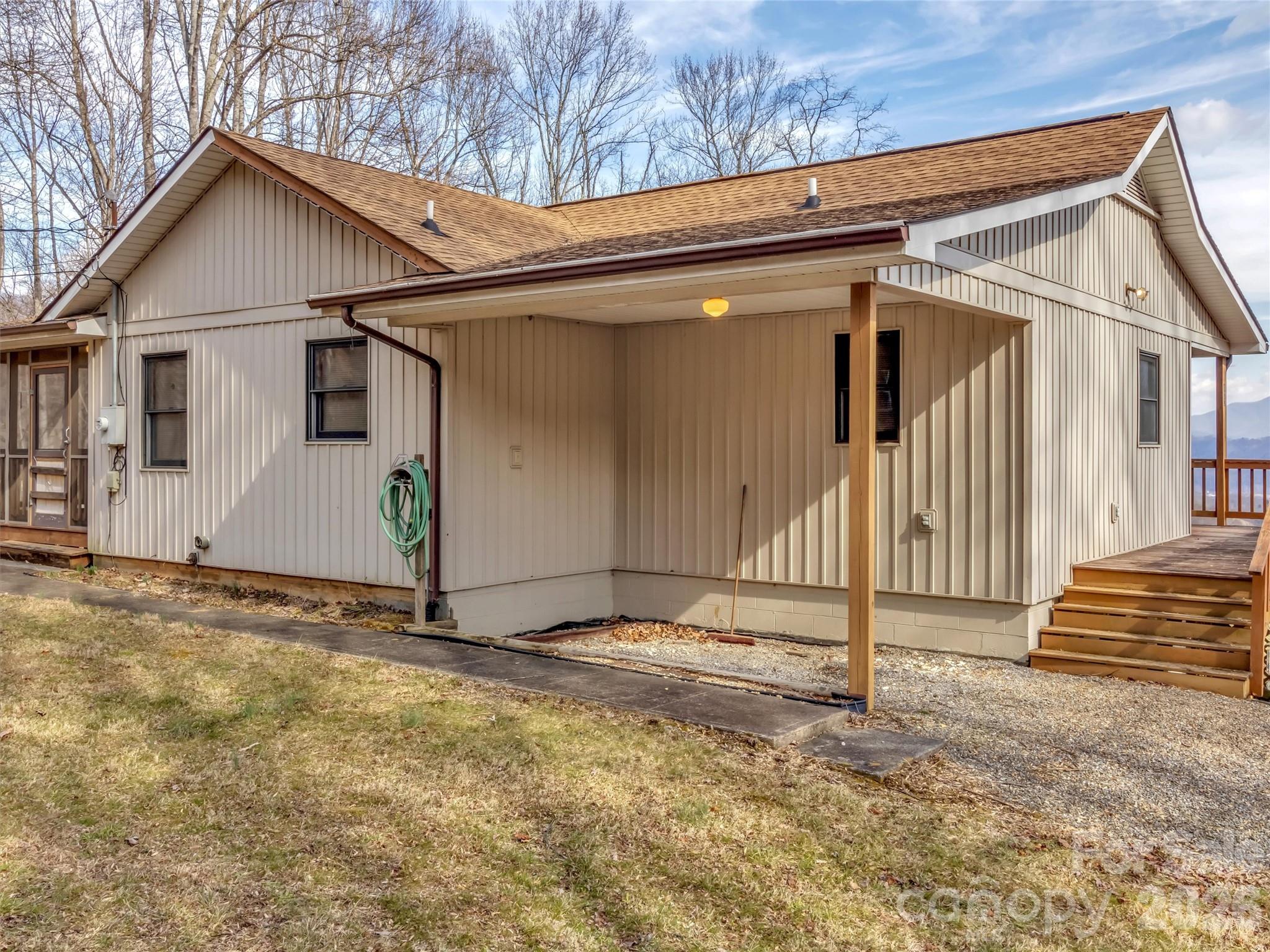 122 Vinewood Drive — Waynesville