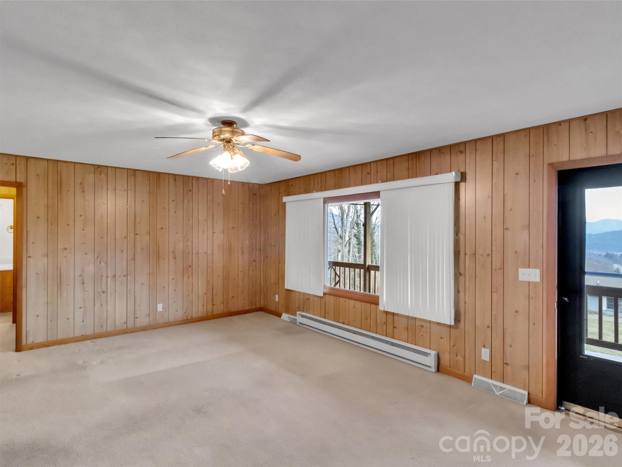 122 Vinewood Drive — Waynesville