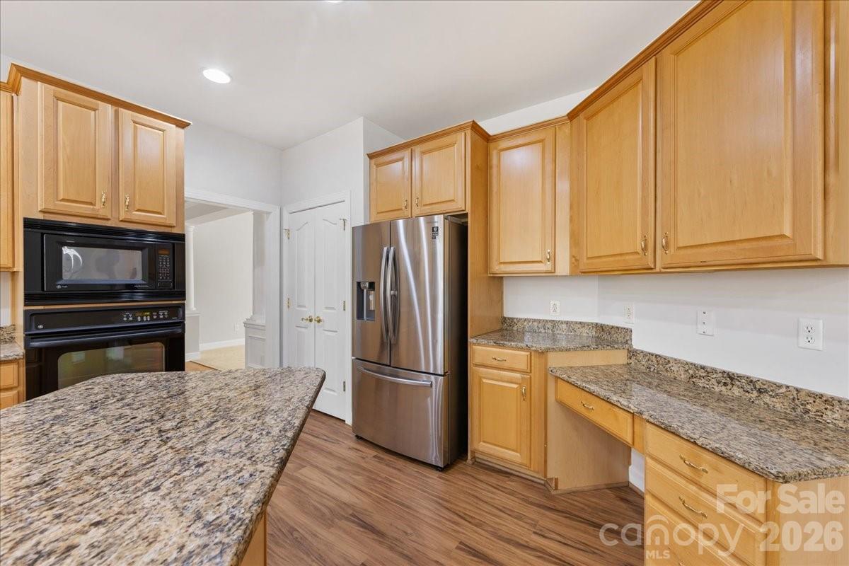 11143 Knight Castle Drive #20 — Charlotte