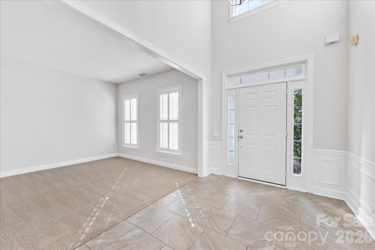11143 Knight Castle Drive #20 — Charlotte