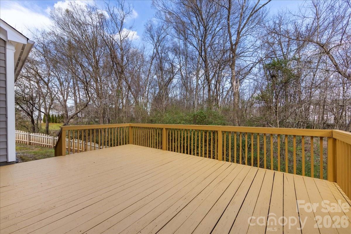 11143 Knight Castle Drive #20 — Charlotte