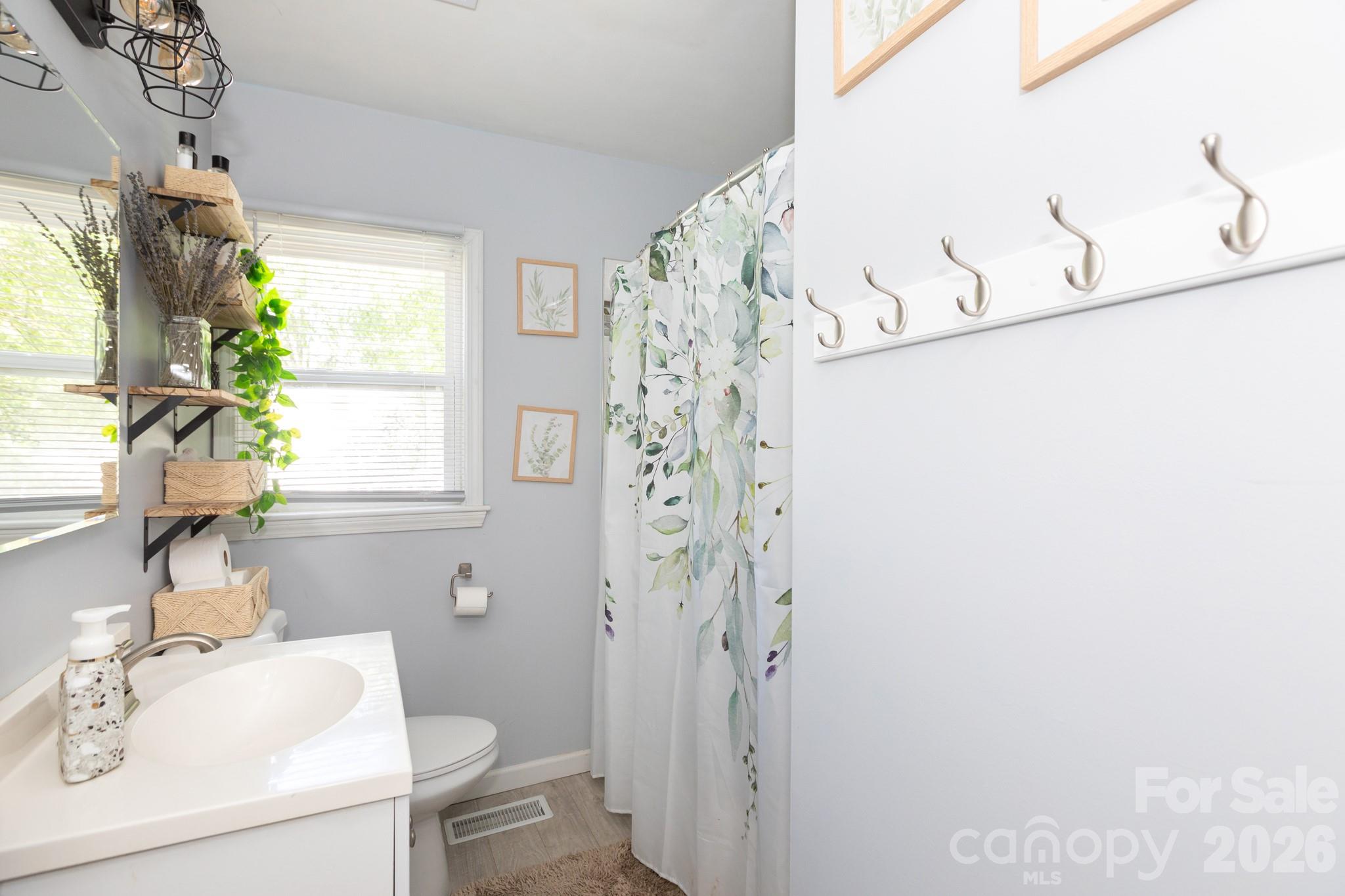 812 N Ransom Street — Gastonia