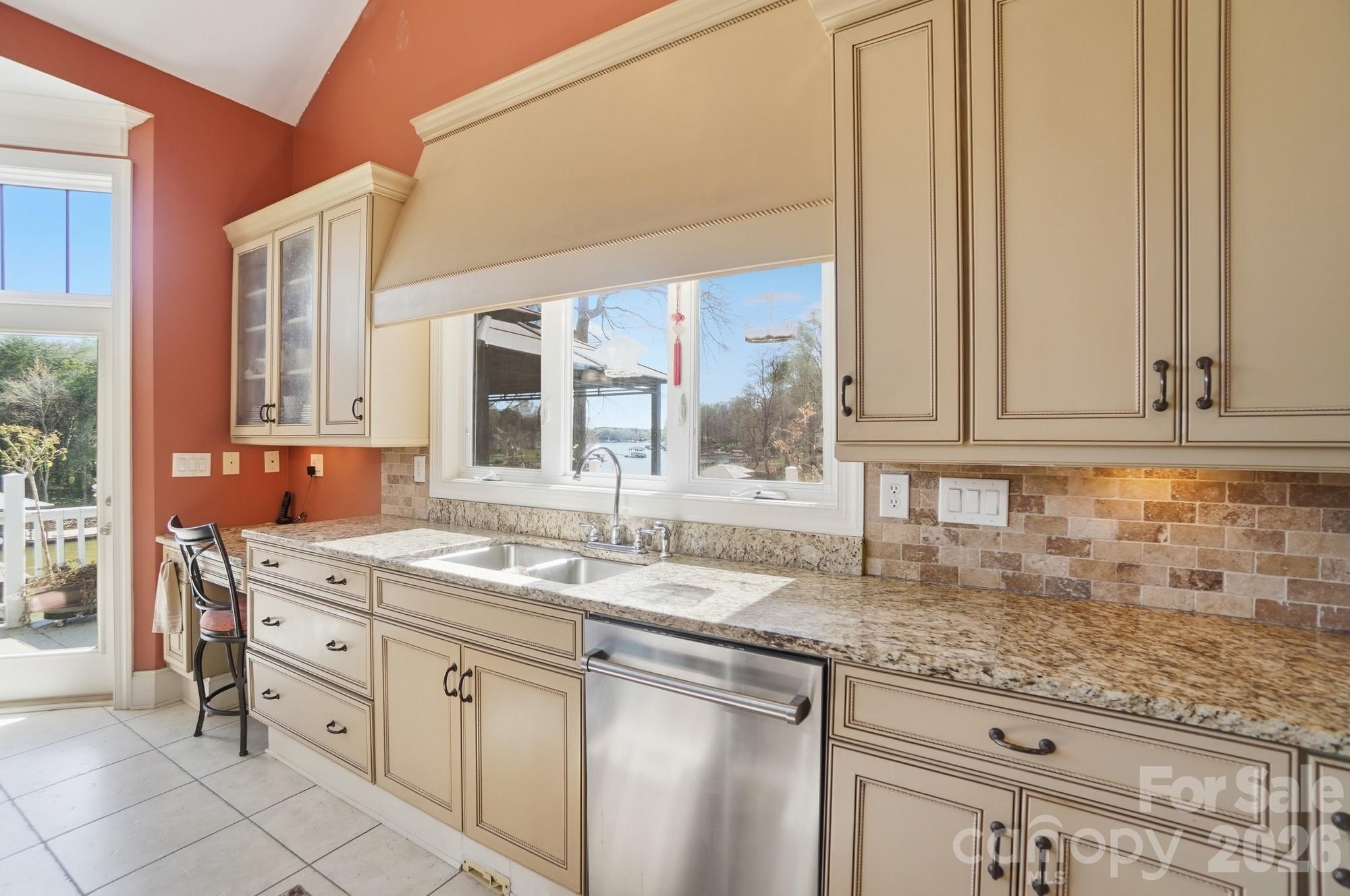 186 Hazelton Loop — Mooresville