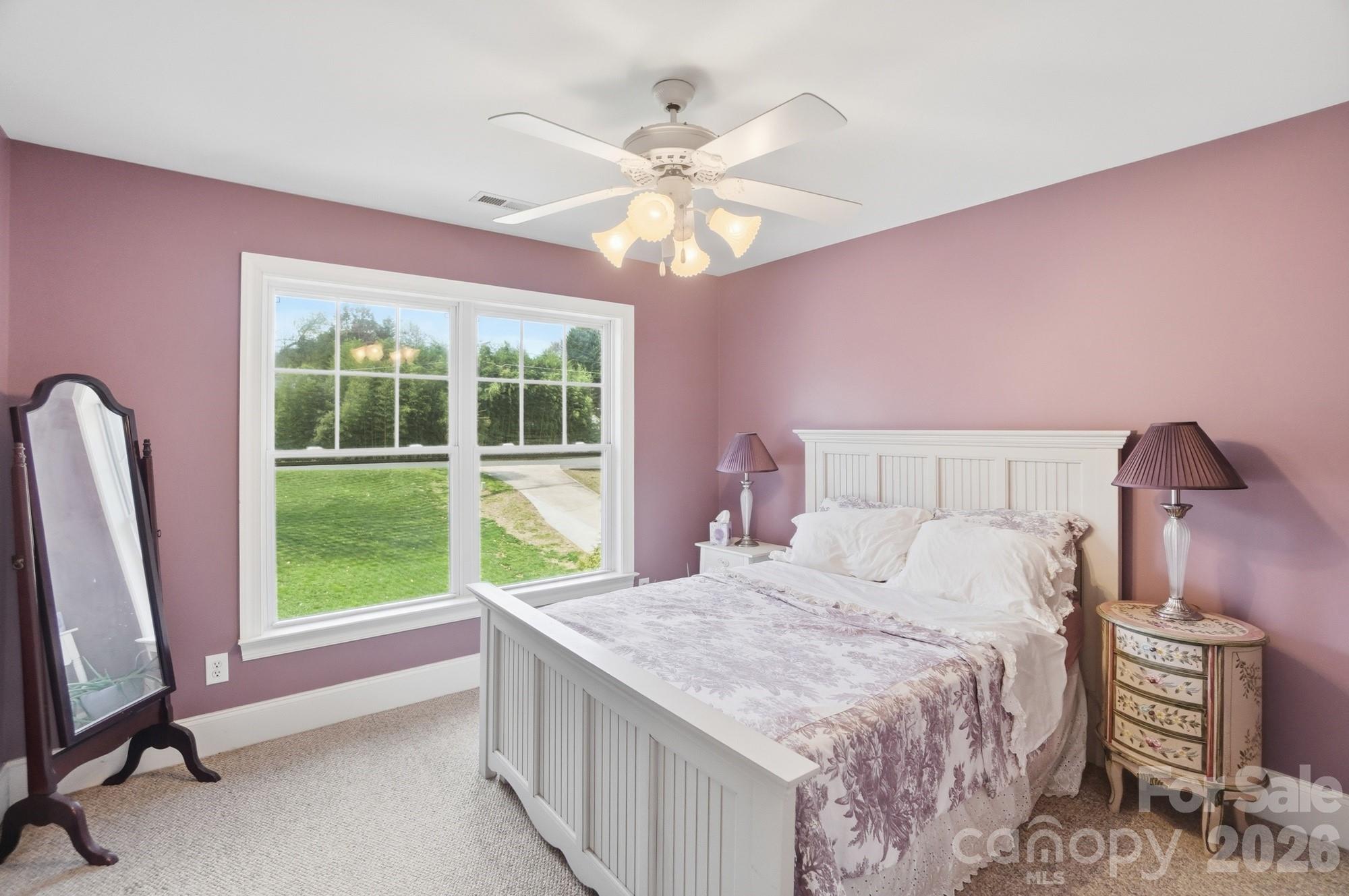 186 Hazelton Loop — Mooresville