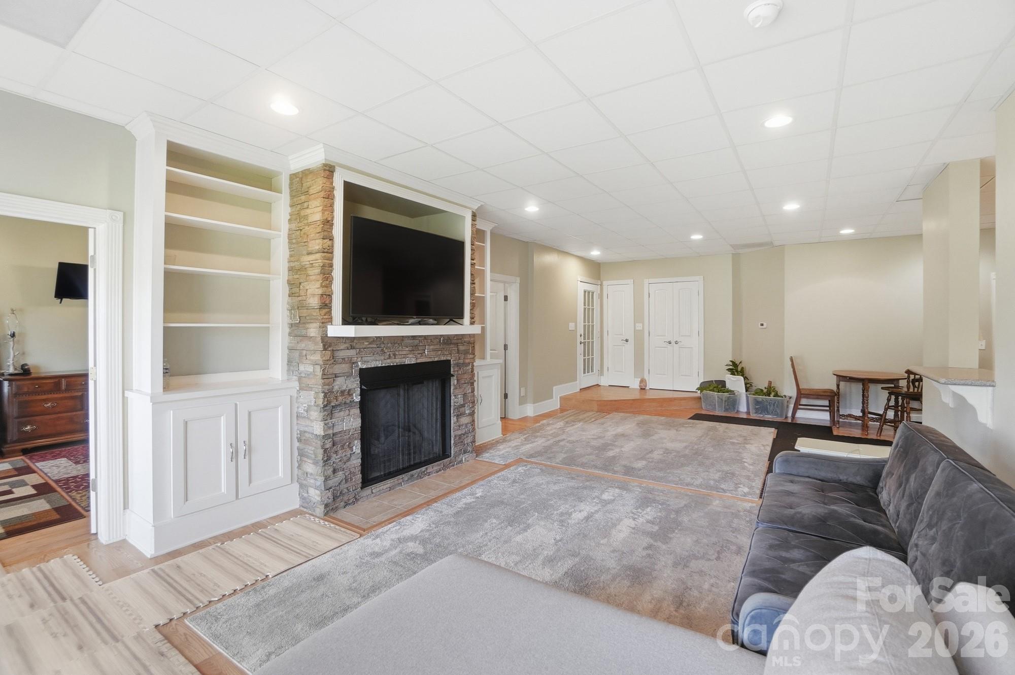 186 Hazelton Loop — Mooresville