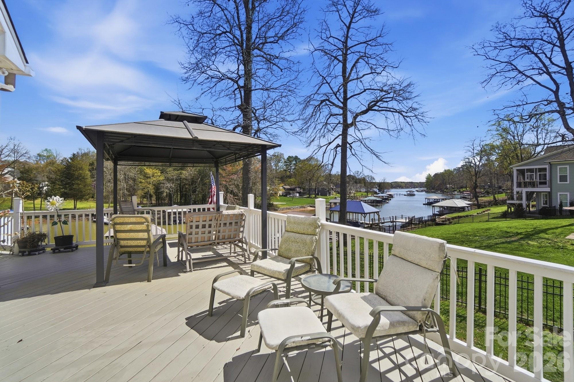 186 Hazelton Loop — Mooresville