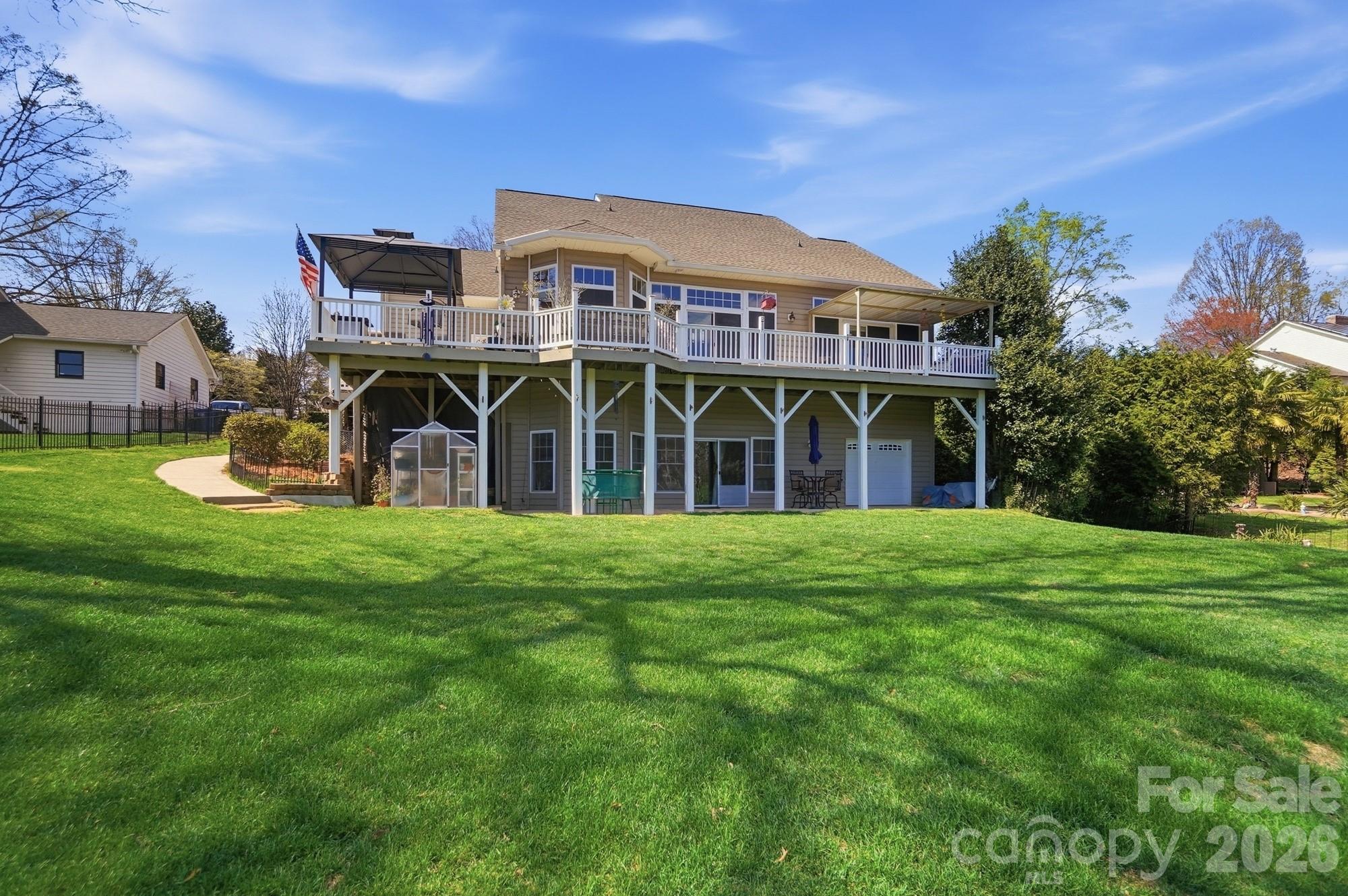 186 Hazelton Loop — Mooresville