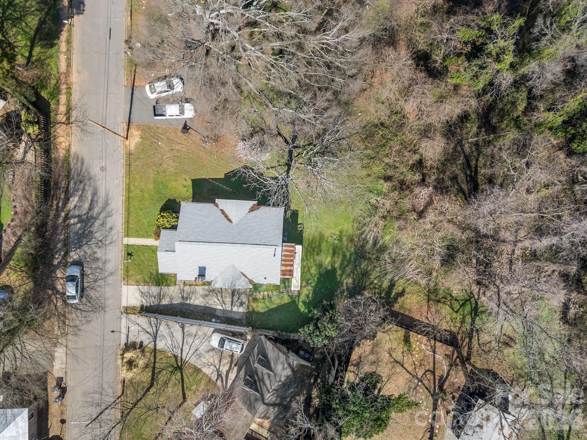 127 S Patterson Street — Statesville