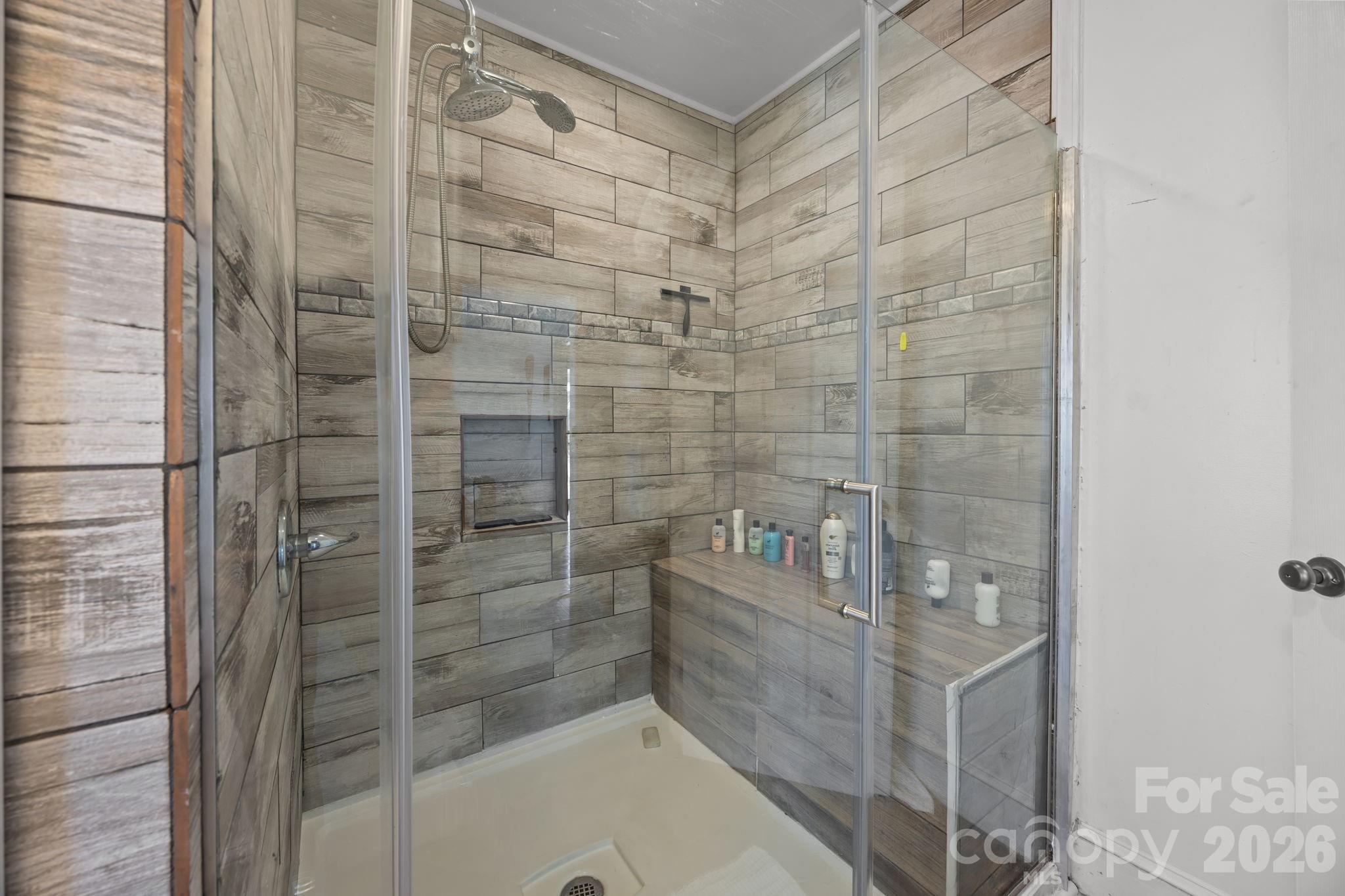 127 S Patterson Street — Statesville