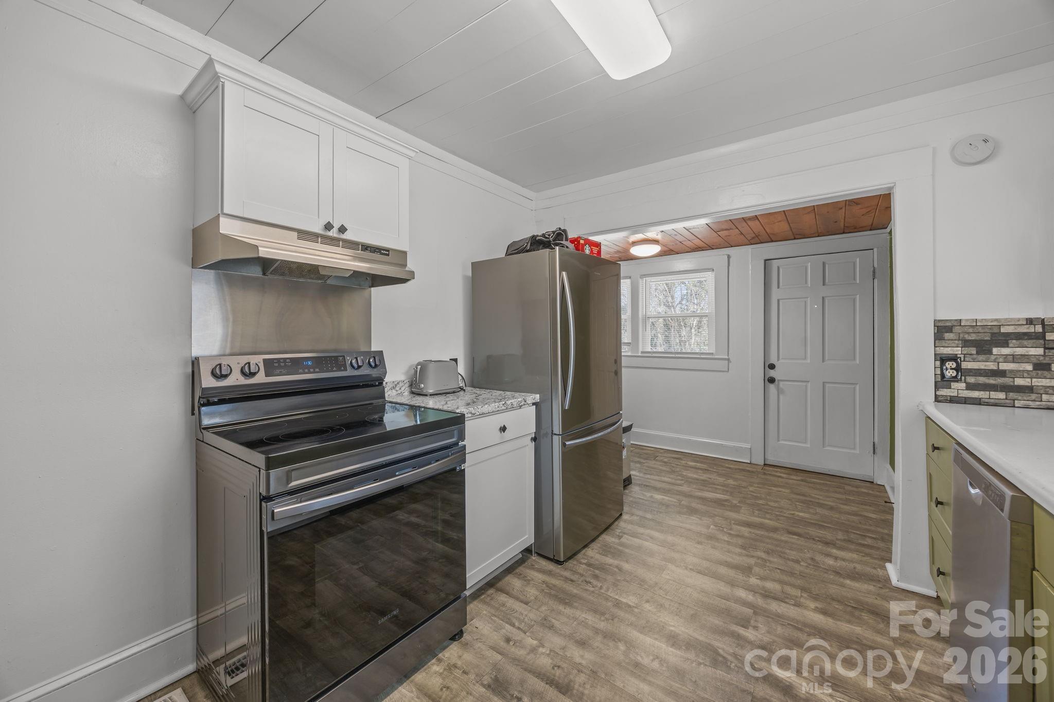 127 S Patterson Street — Statesville