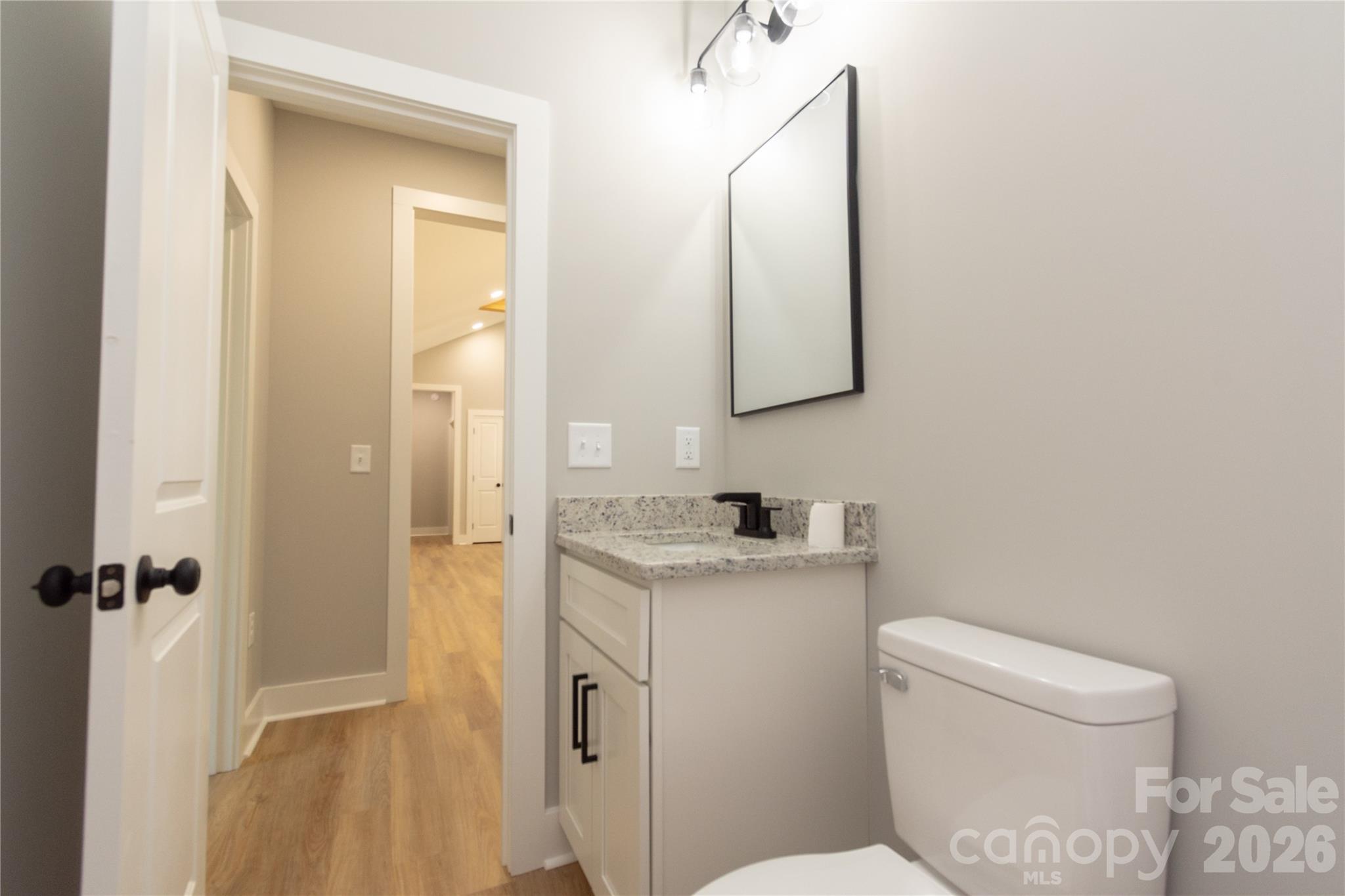 472 Oak Road — Norwood