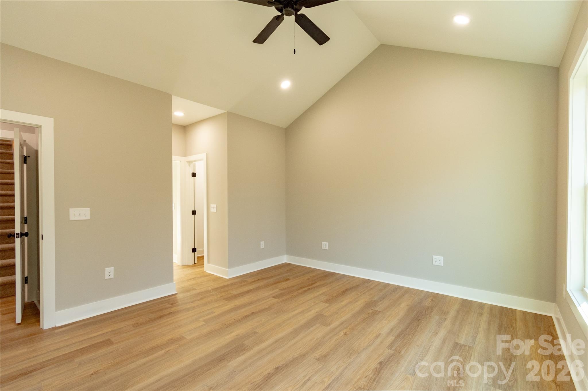 472 Oak Road — Norwood