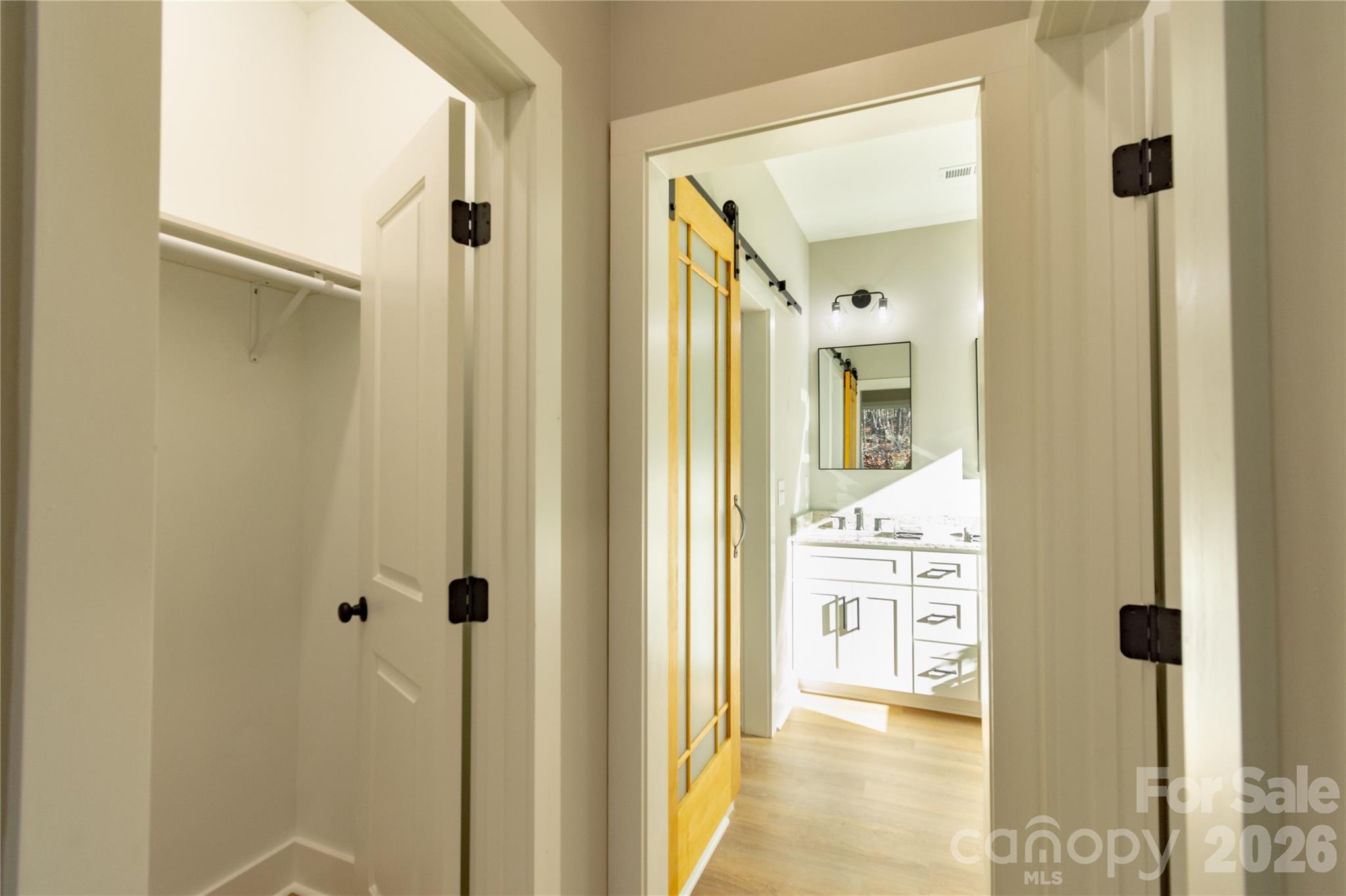 472 Oak Road — Norwood