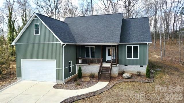 472 Oak Road — Norwood