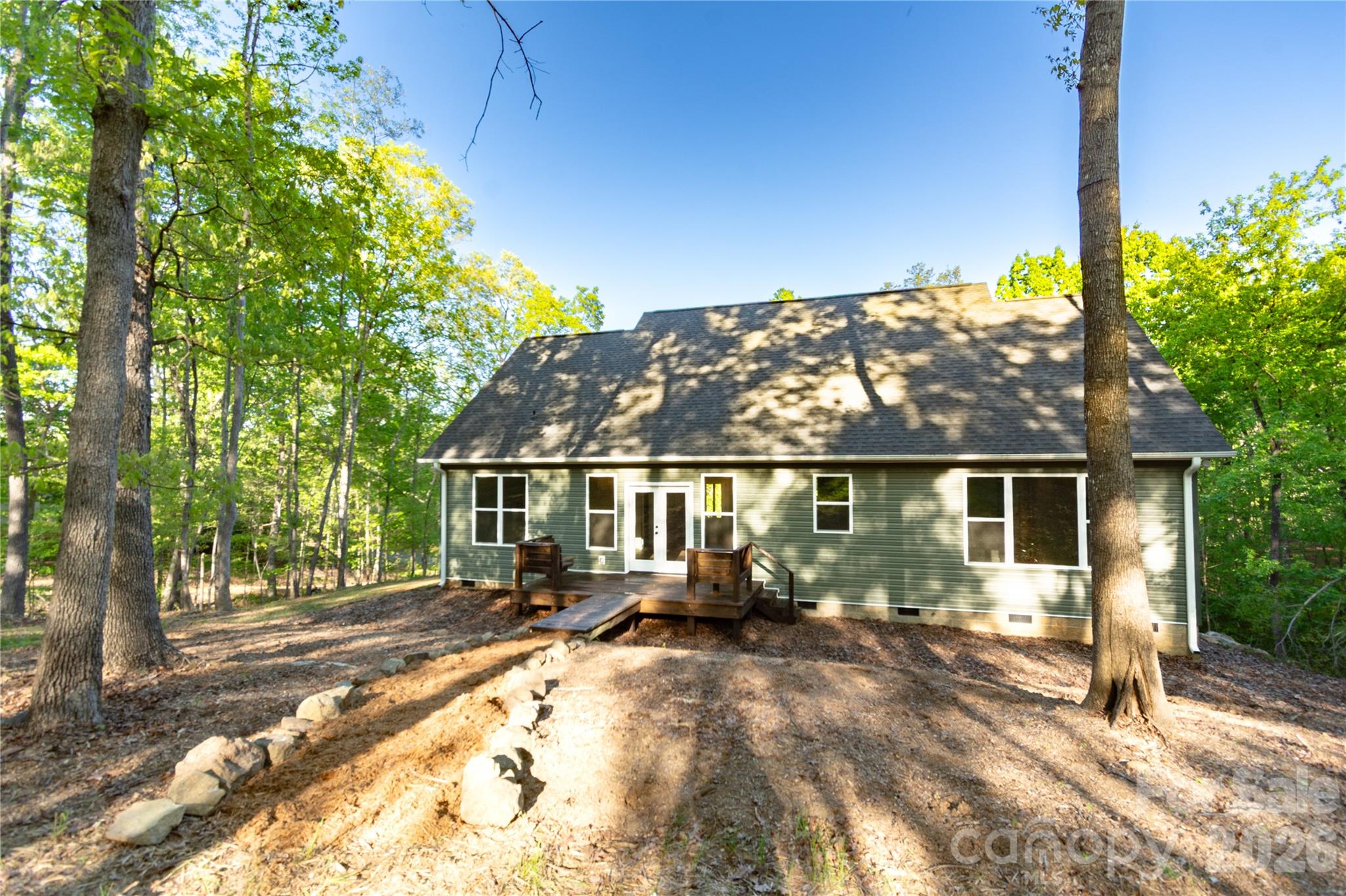 472 Oak Road — Norwood