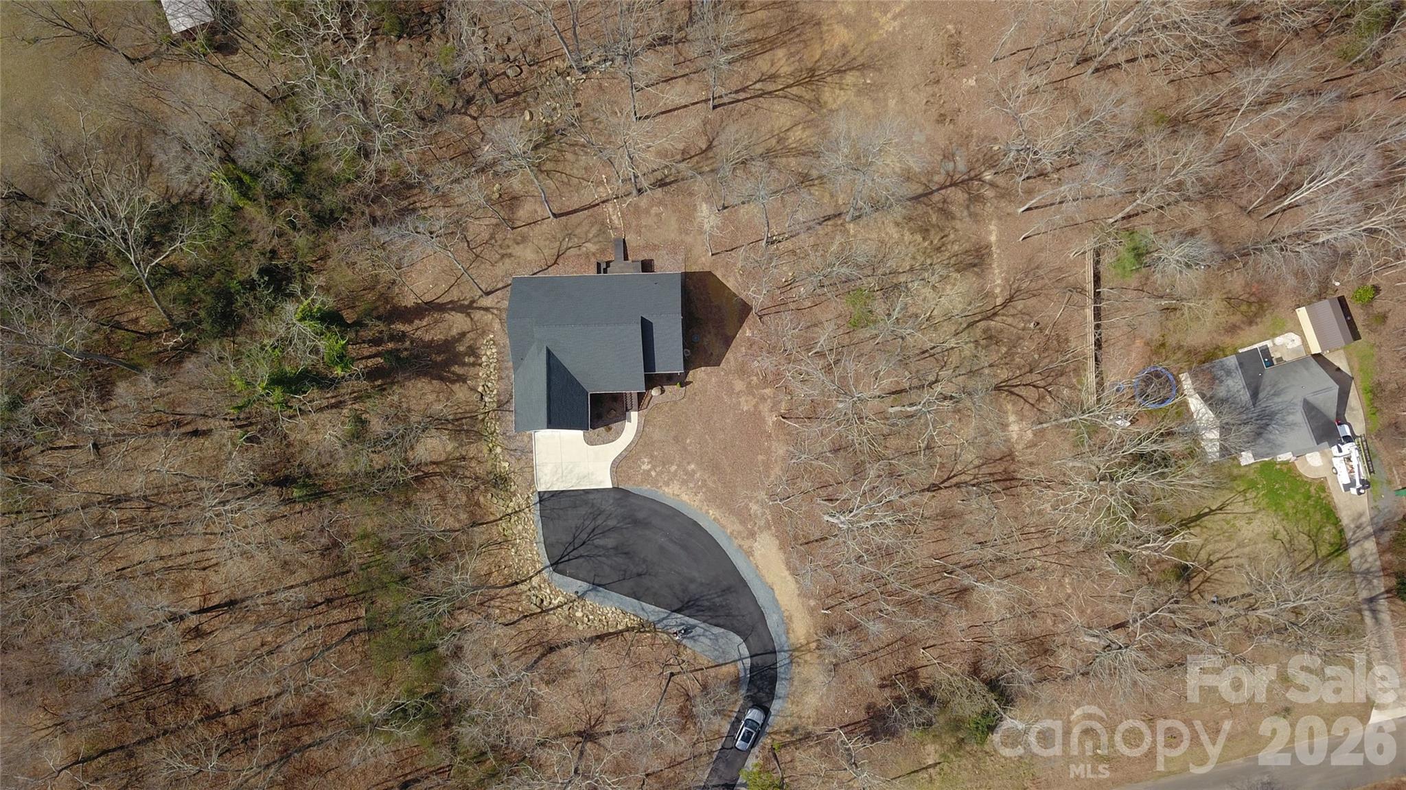 472 Oak Road — Norwood