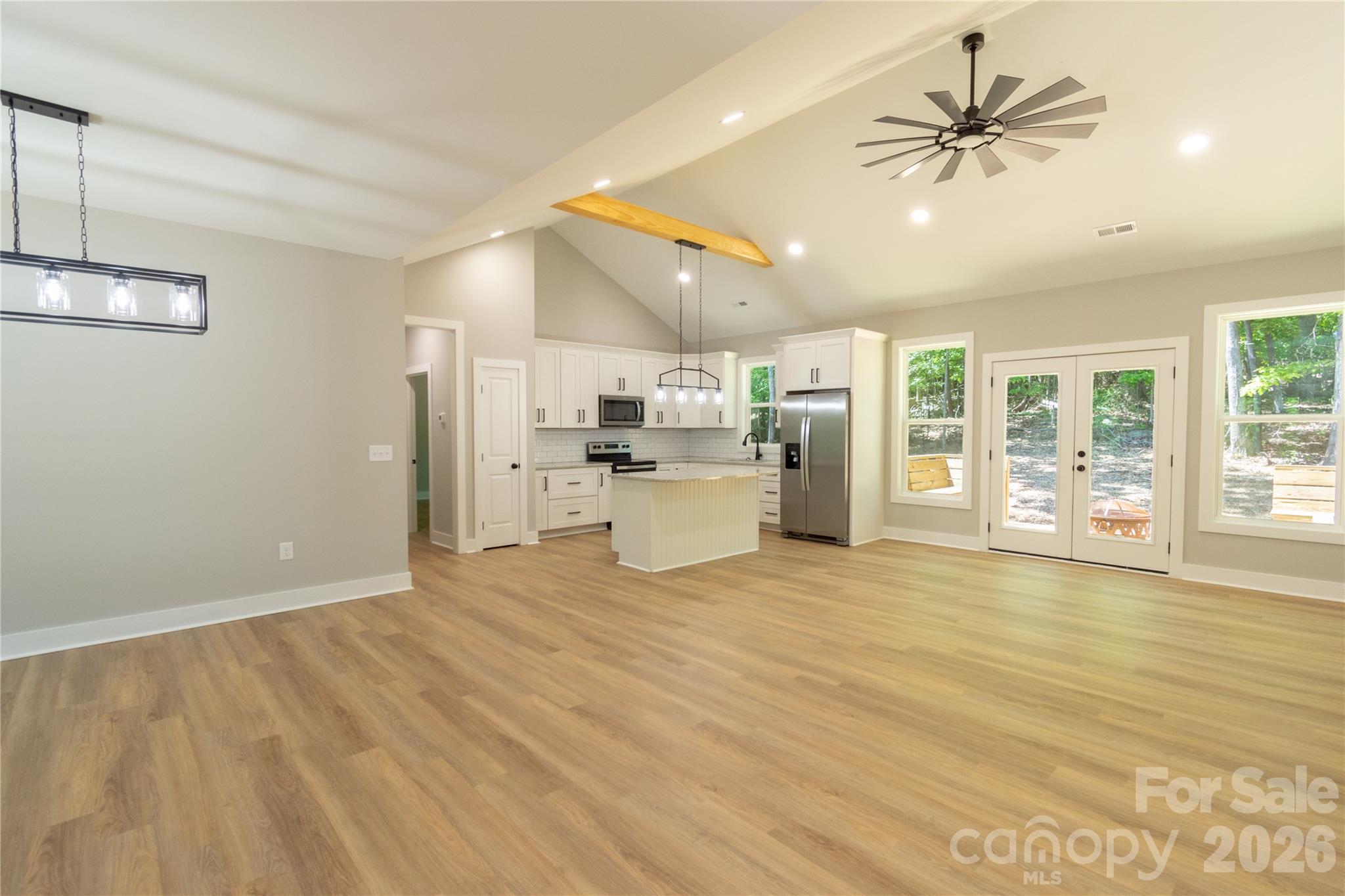 472 Oak Road — Norwood