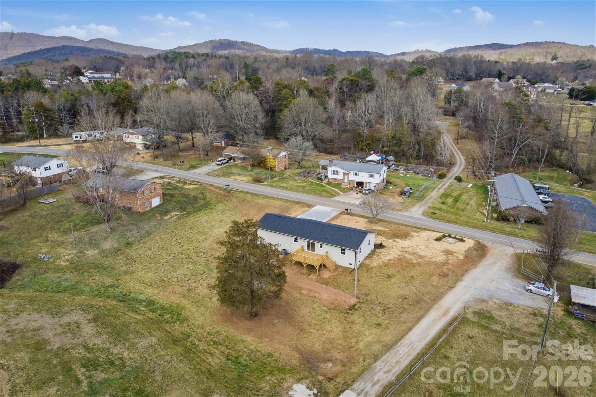 2621 Fairwood Drive SE — Hudson