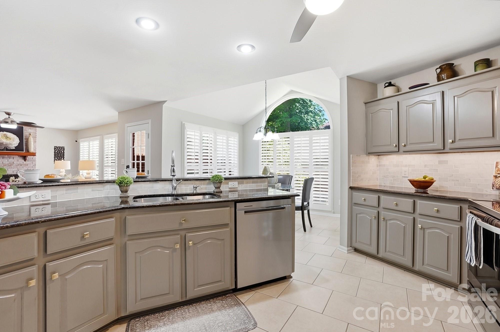 4218 Patriots Way — Gastonia