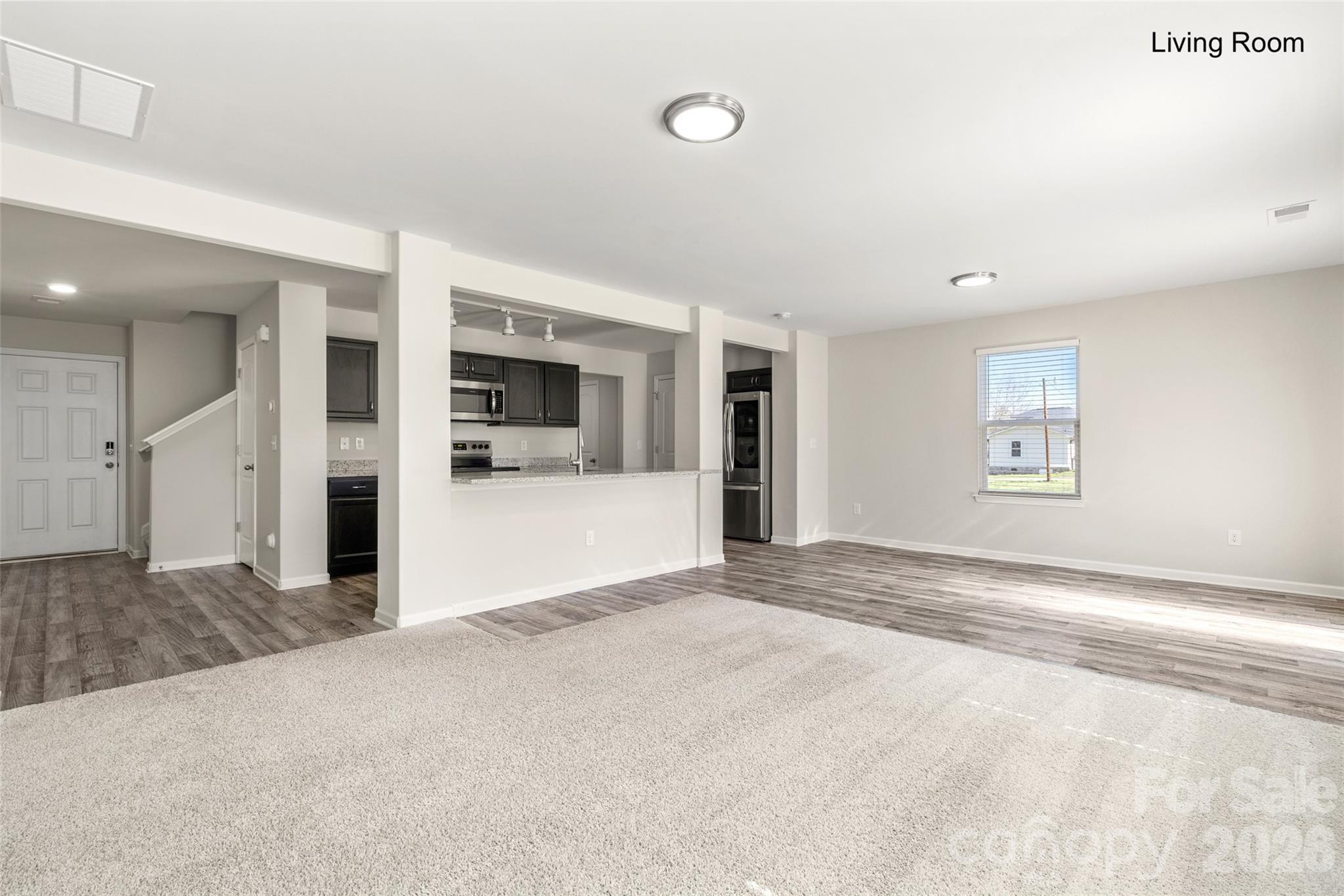 463 W Barr Street — Lancaster