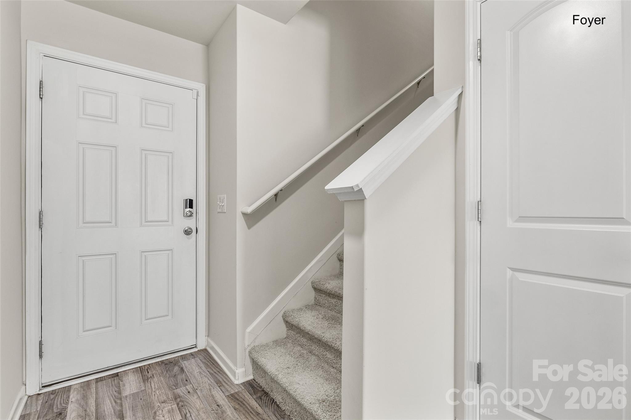 463 W Barr Street — Lancaster