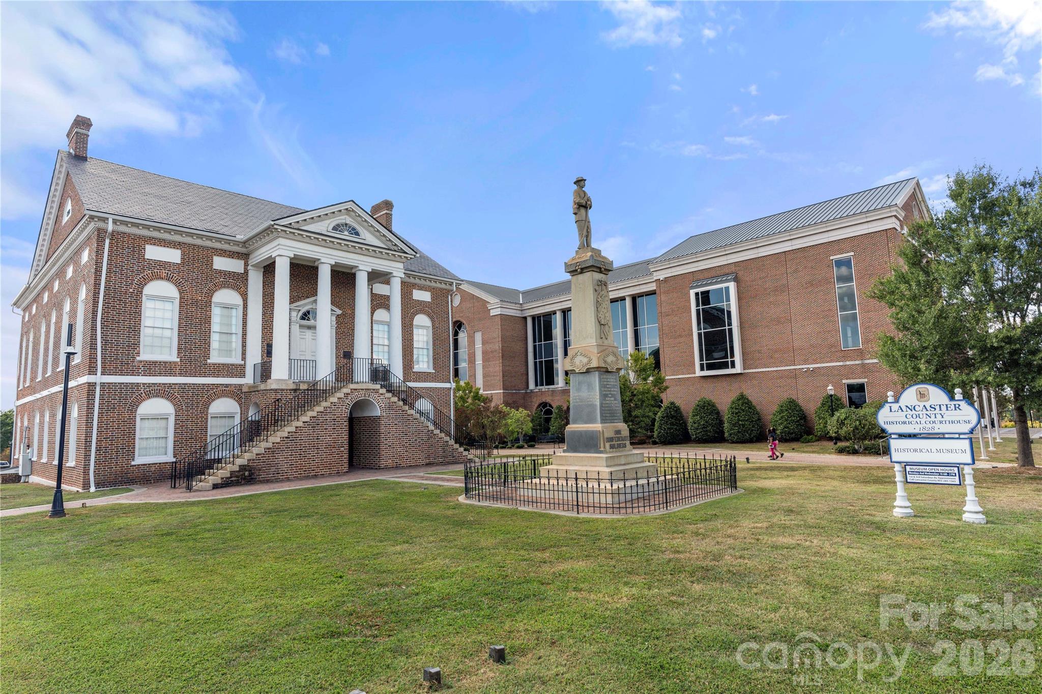 463 W Barr Street — Lancaster