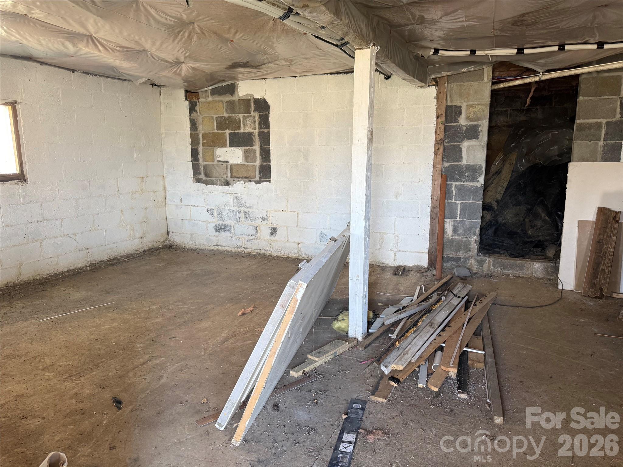 703 Stage Street NW — Lenoir