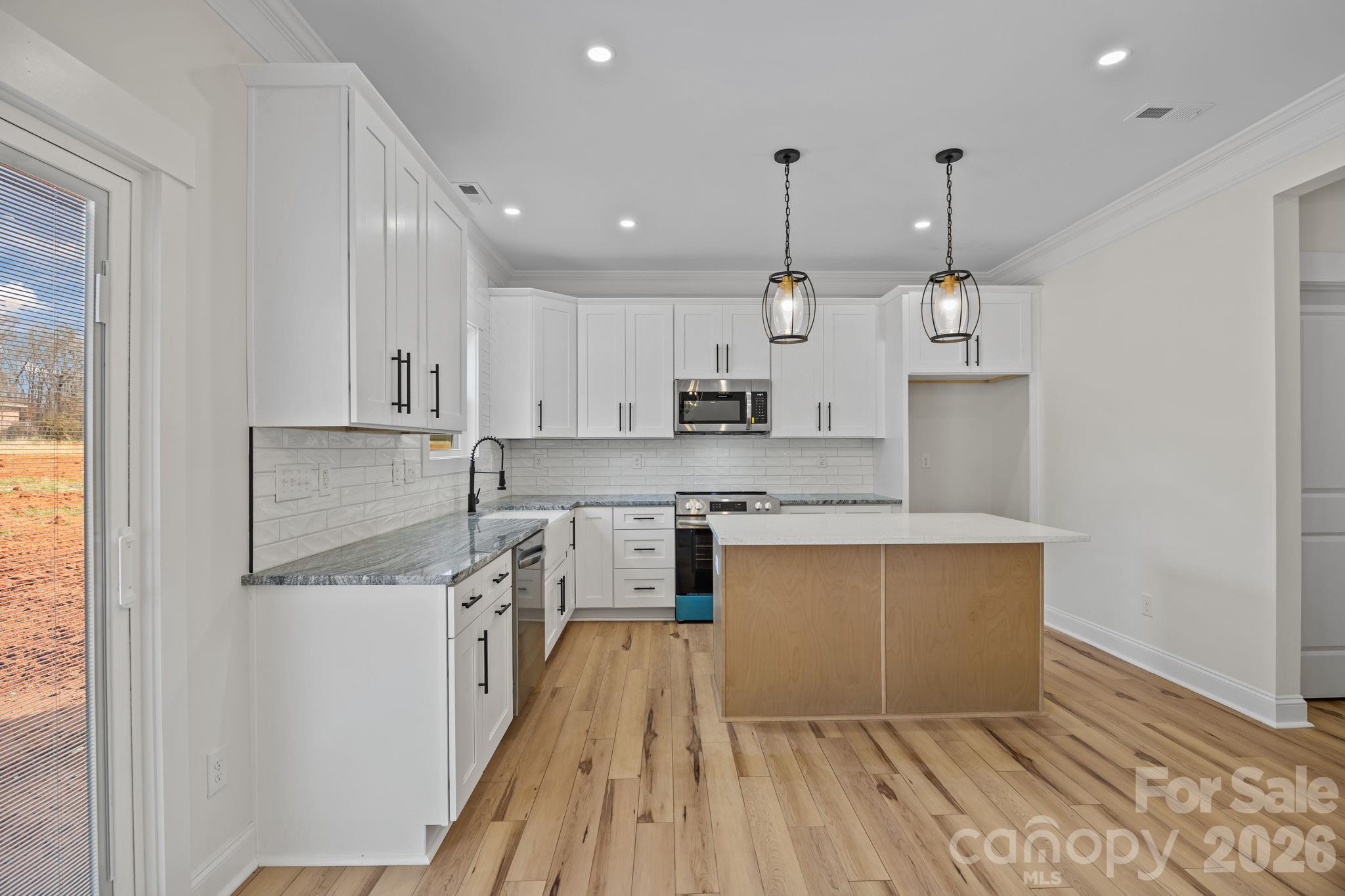 1050 Gibson Road — Salisbury