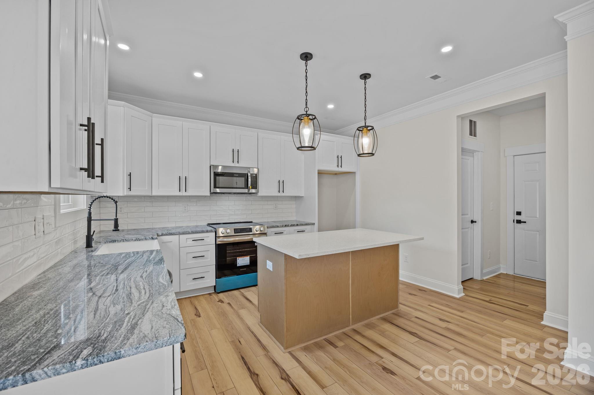 1050 Gibson Road — Salisbury