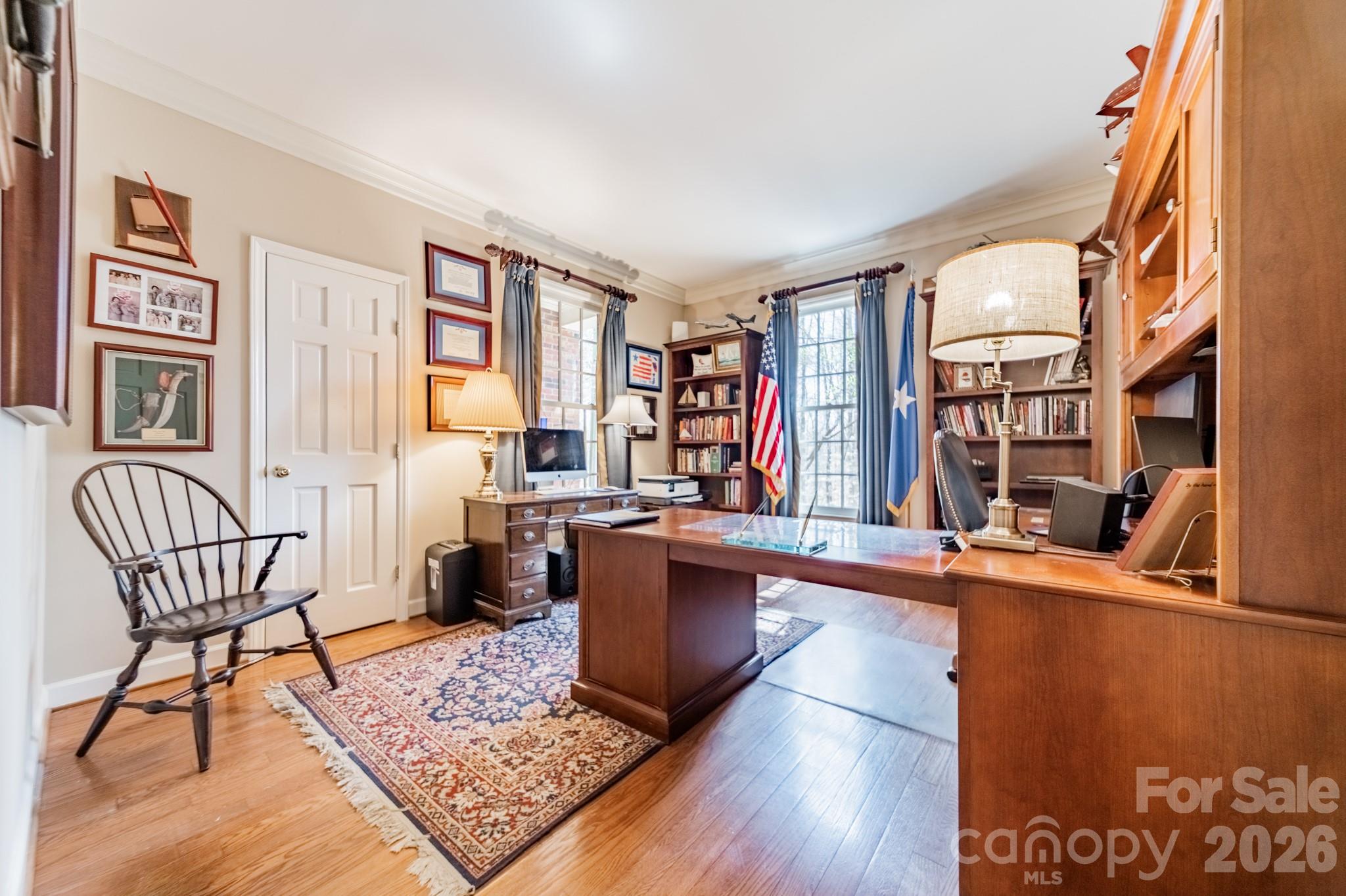 524 Windsor Place NE — Concord