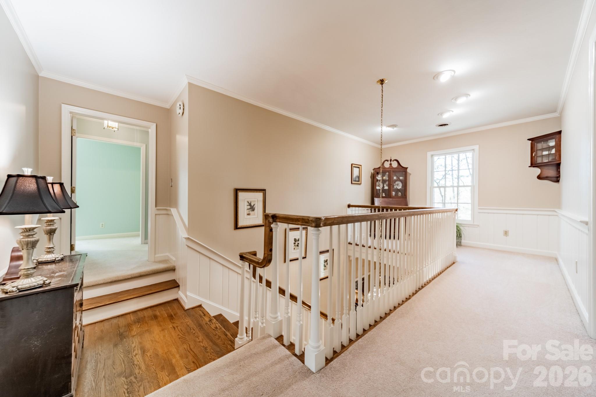 524 Windsor Place NE — Concord