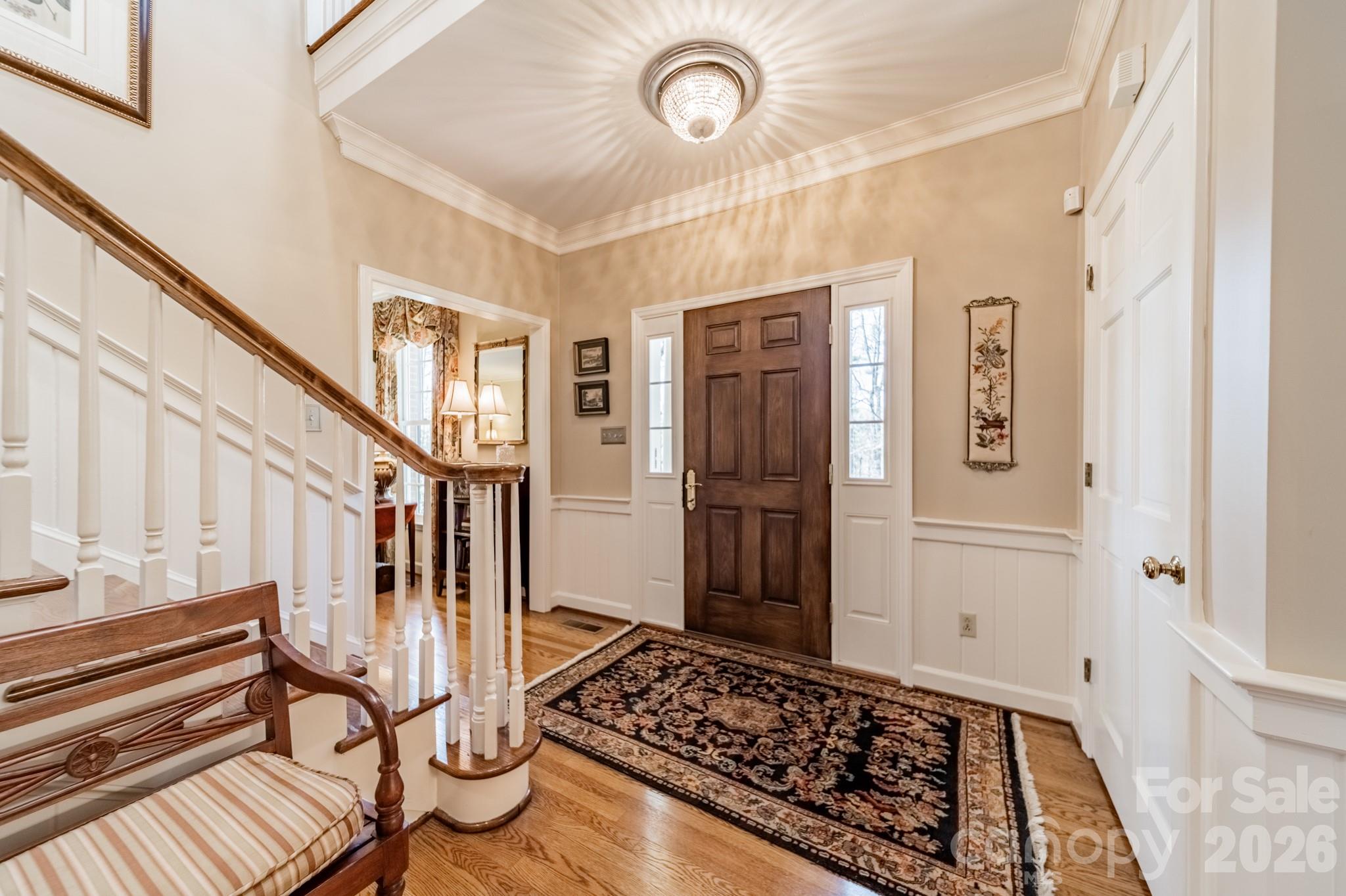 524 Windsor Place NE — Concord