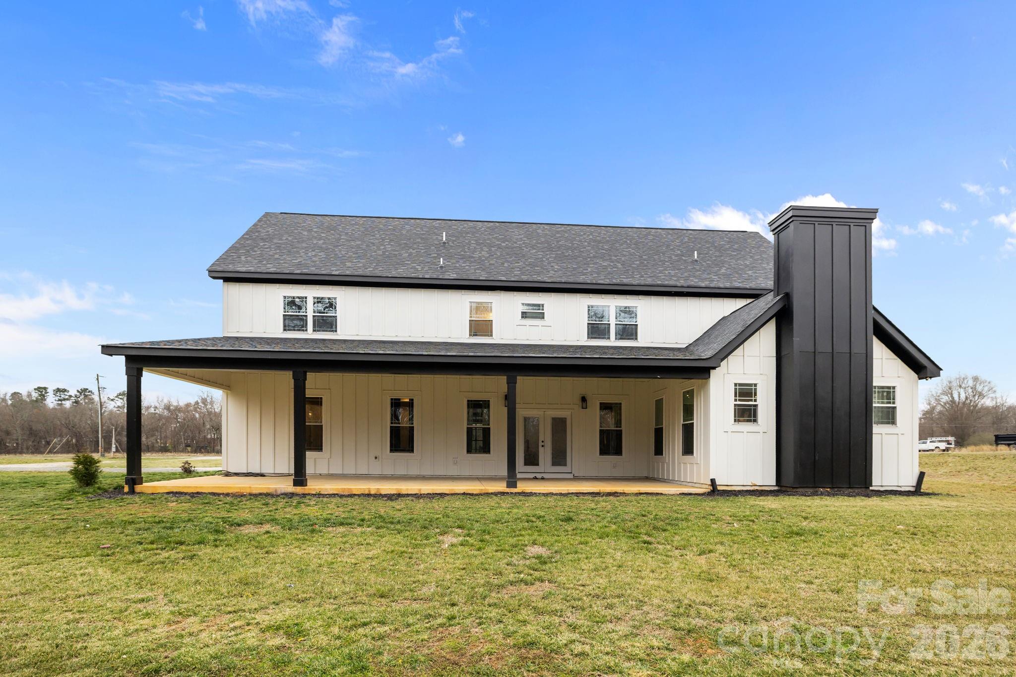 3907 E Lawyers Road — Monroe
